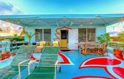 Tropical Oasis Apartment