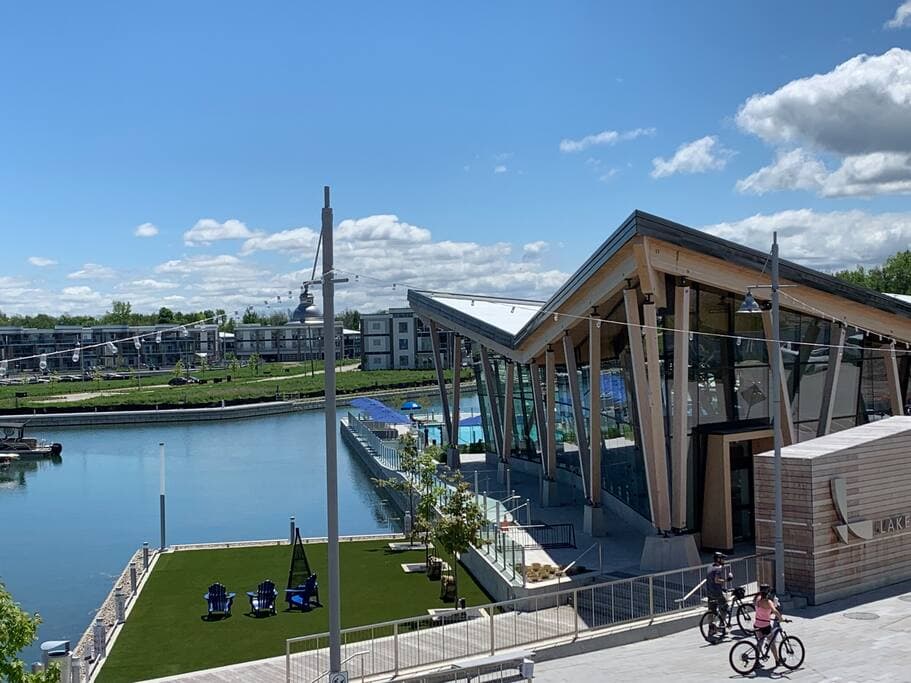 Lake Club by the Marina
