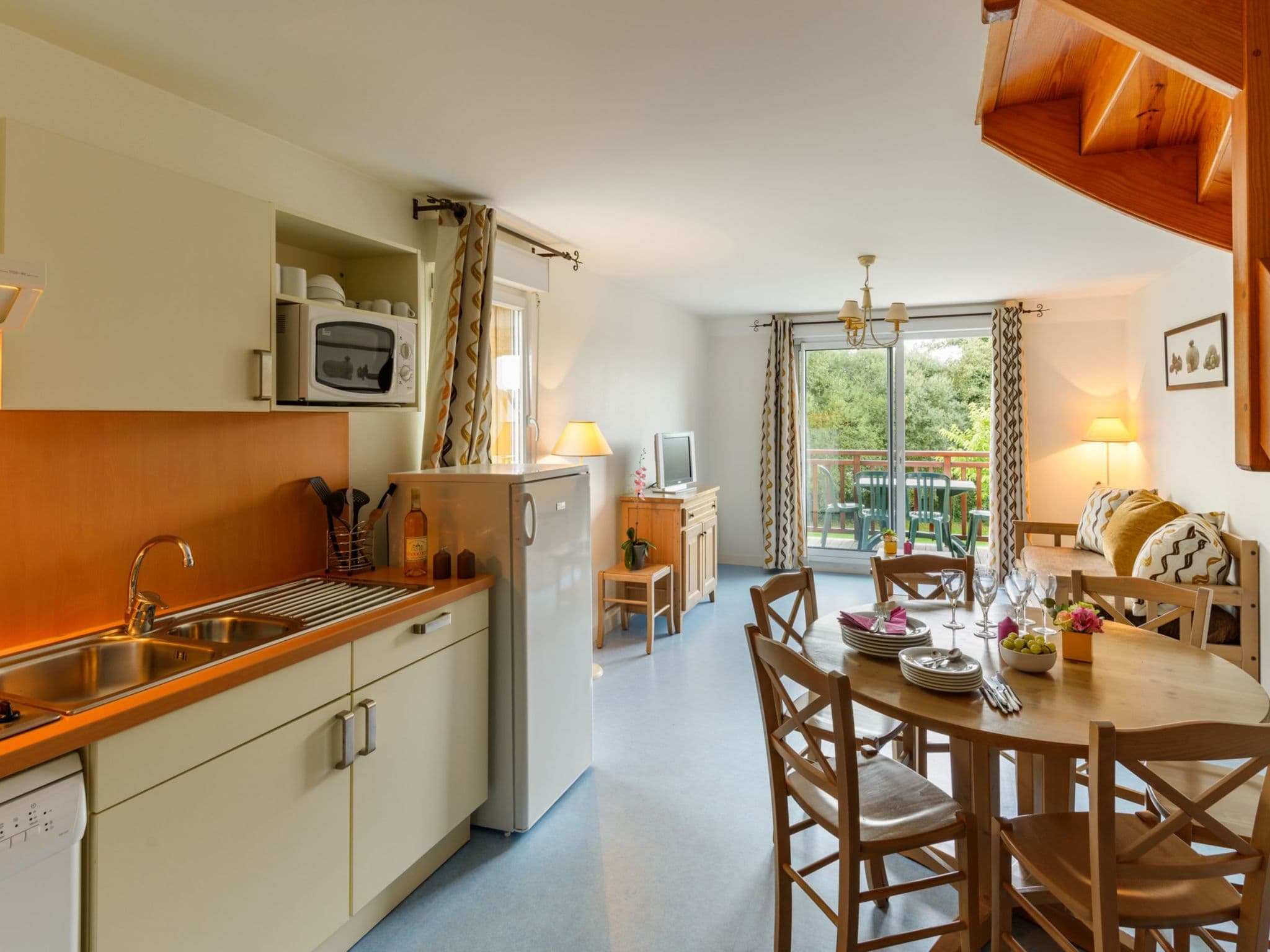 Kitchen / Dining Room