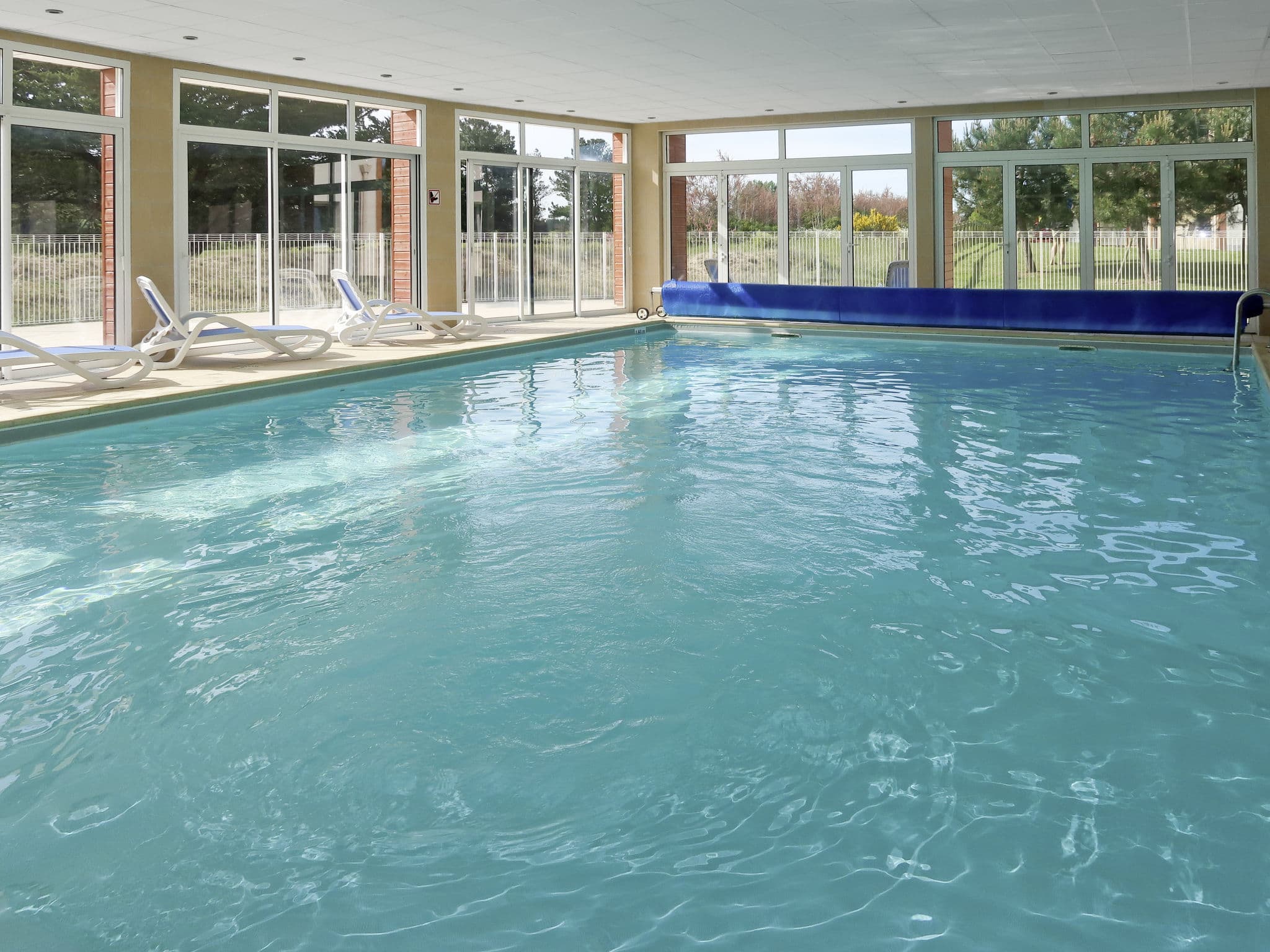 Pool Indoor