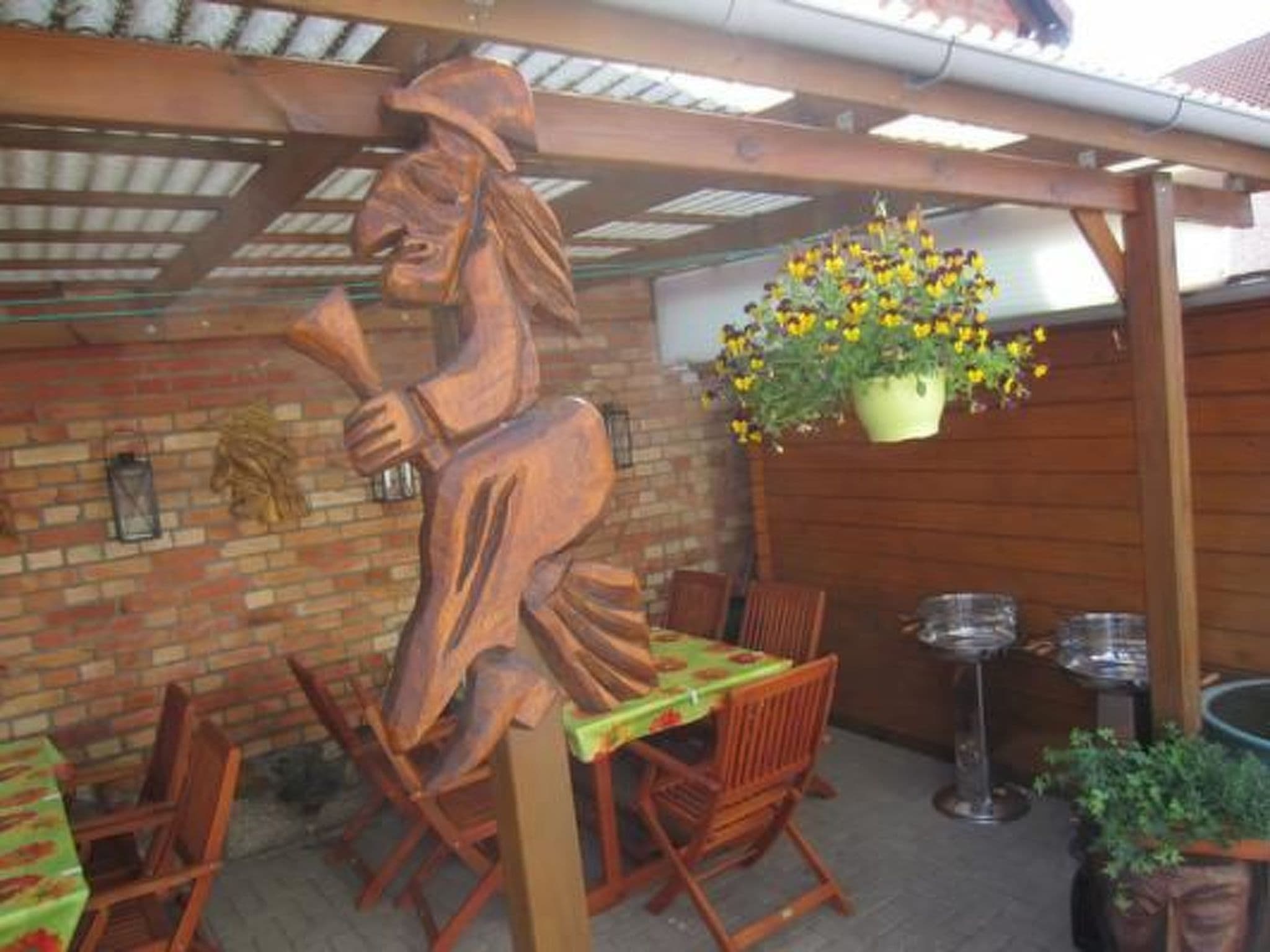Gallery Image 15