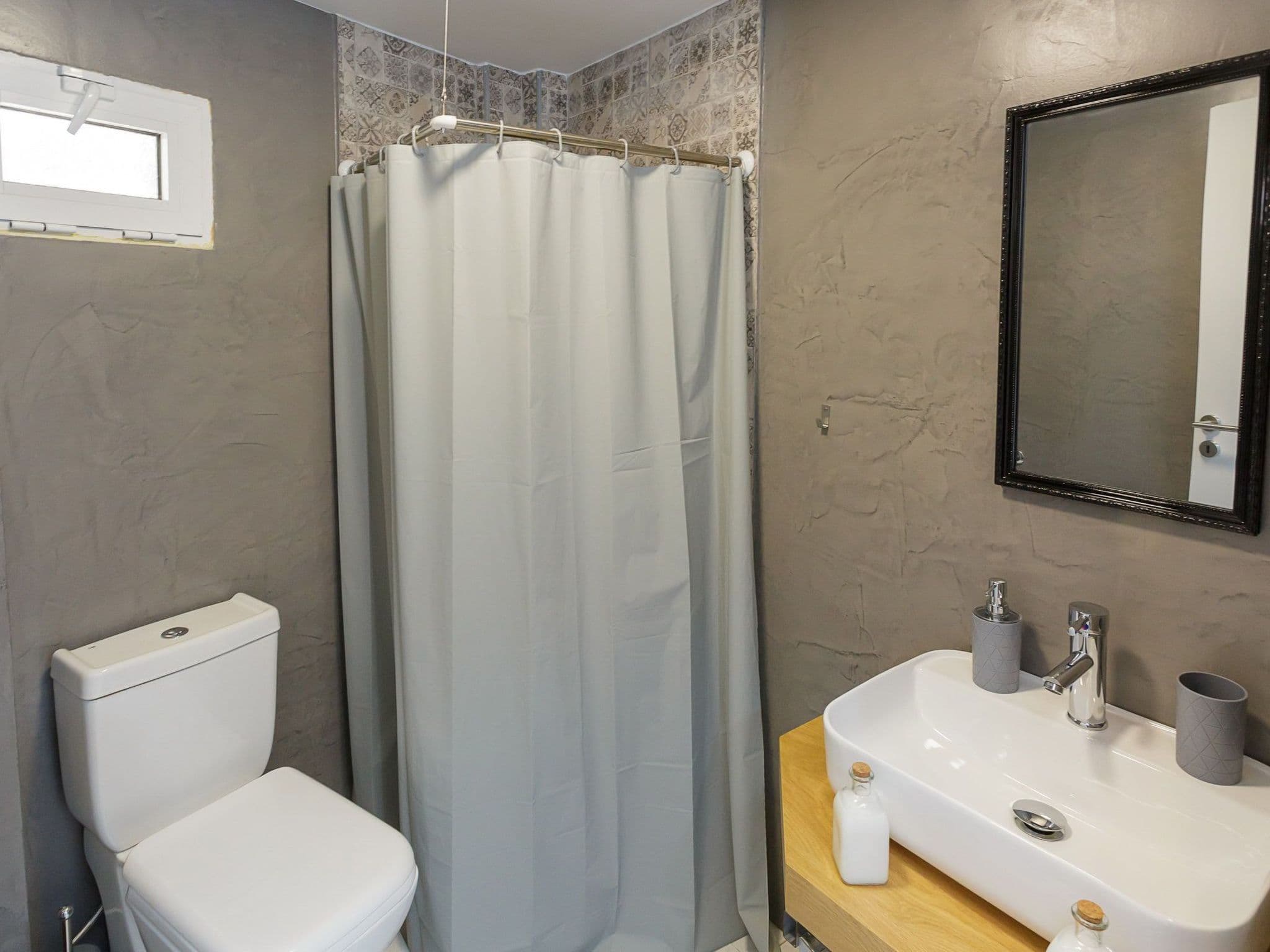 Gallery Image 15