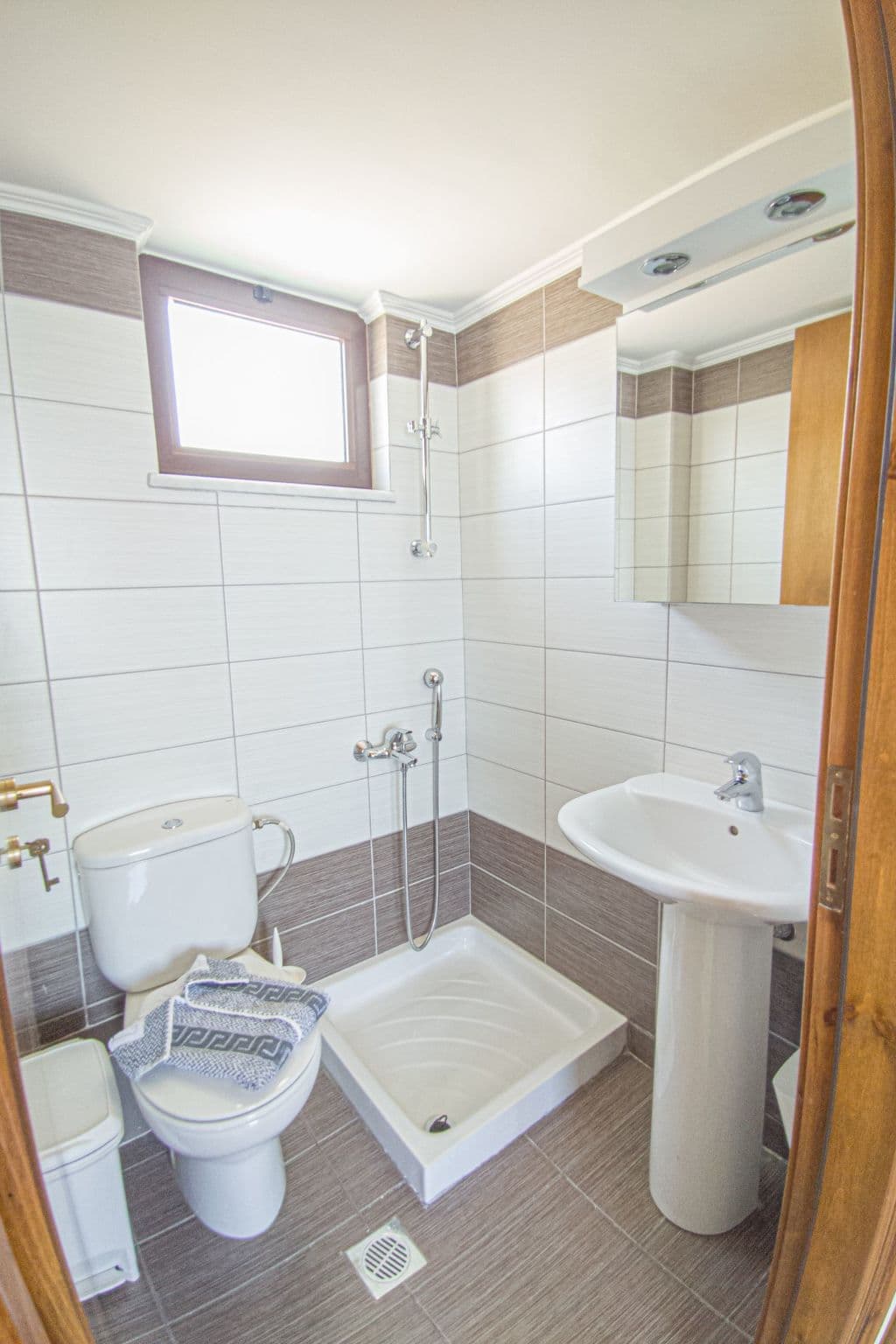 Gallery Image 15