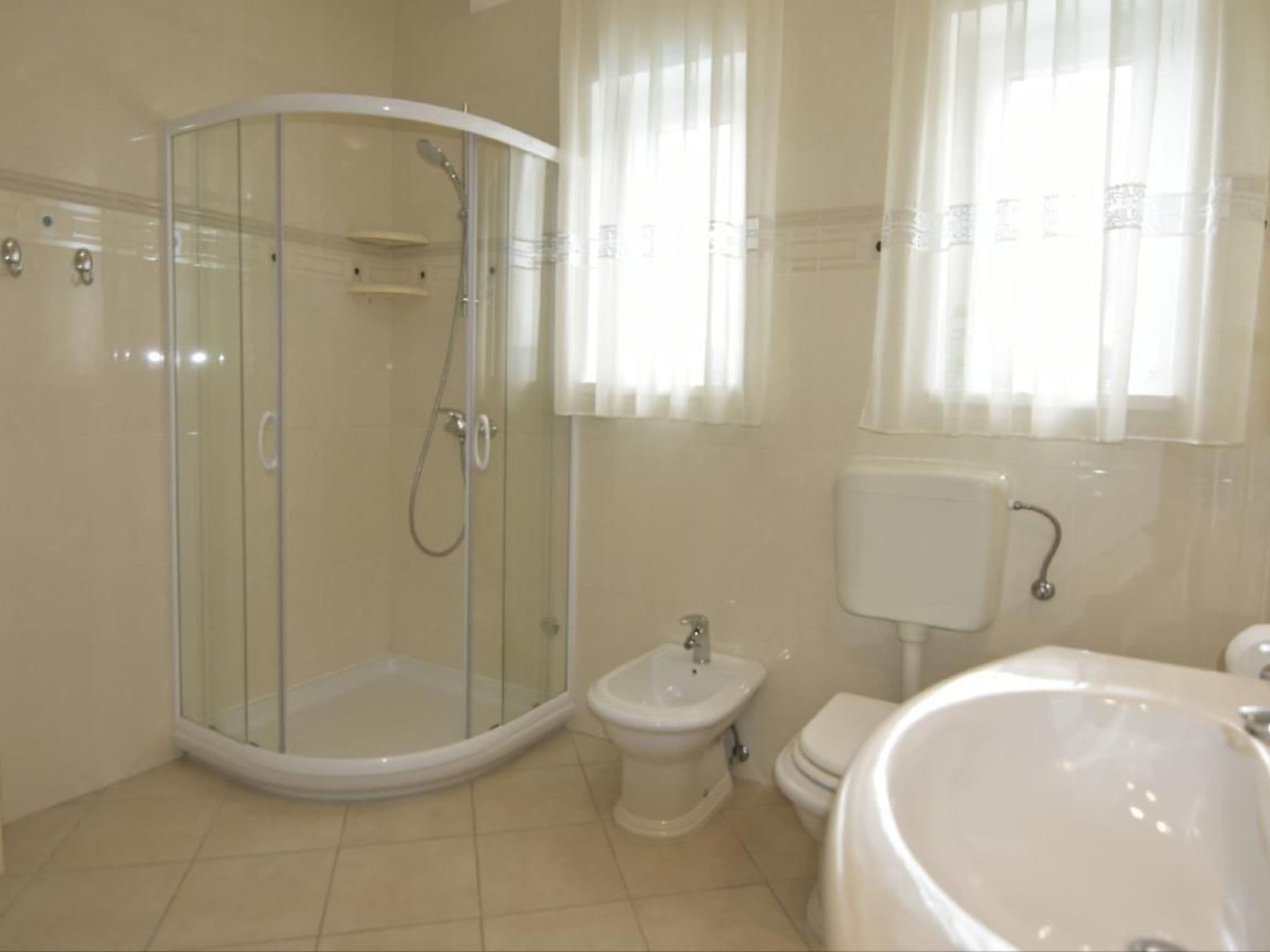 Gallery Image 7