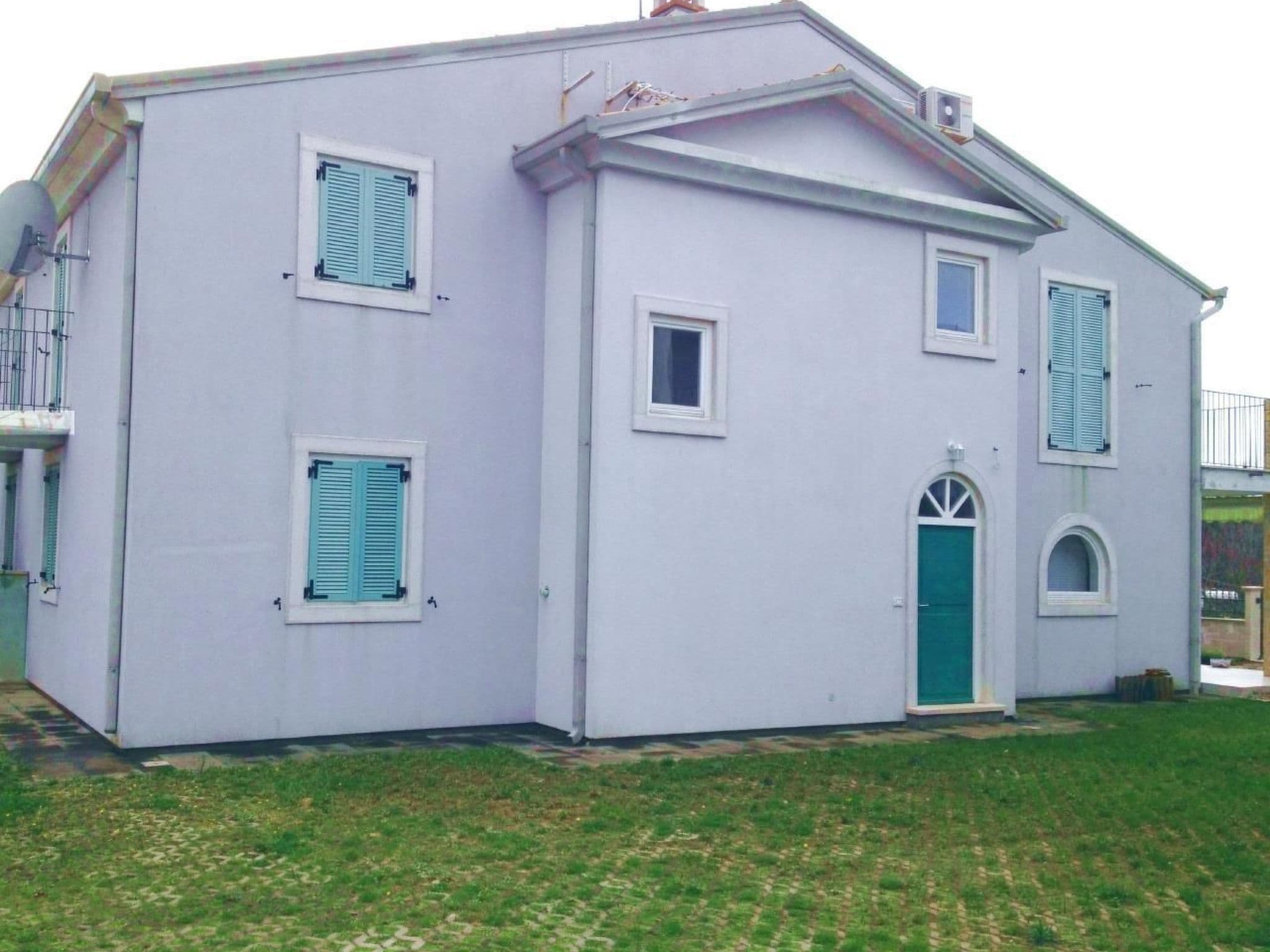 Gallery Image 21
