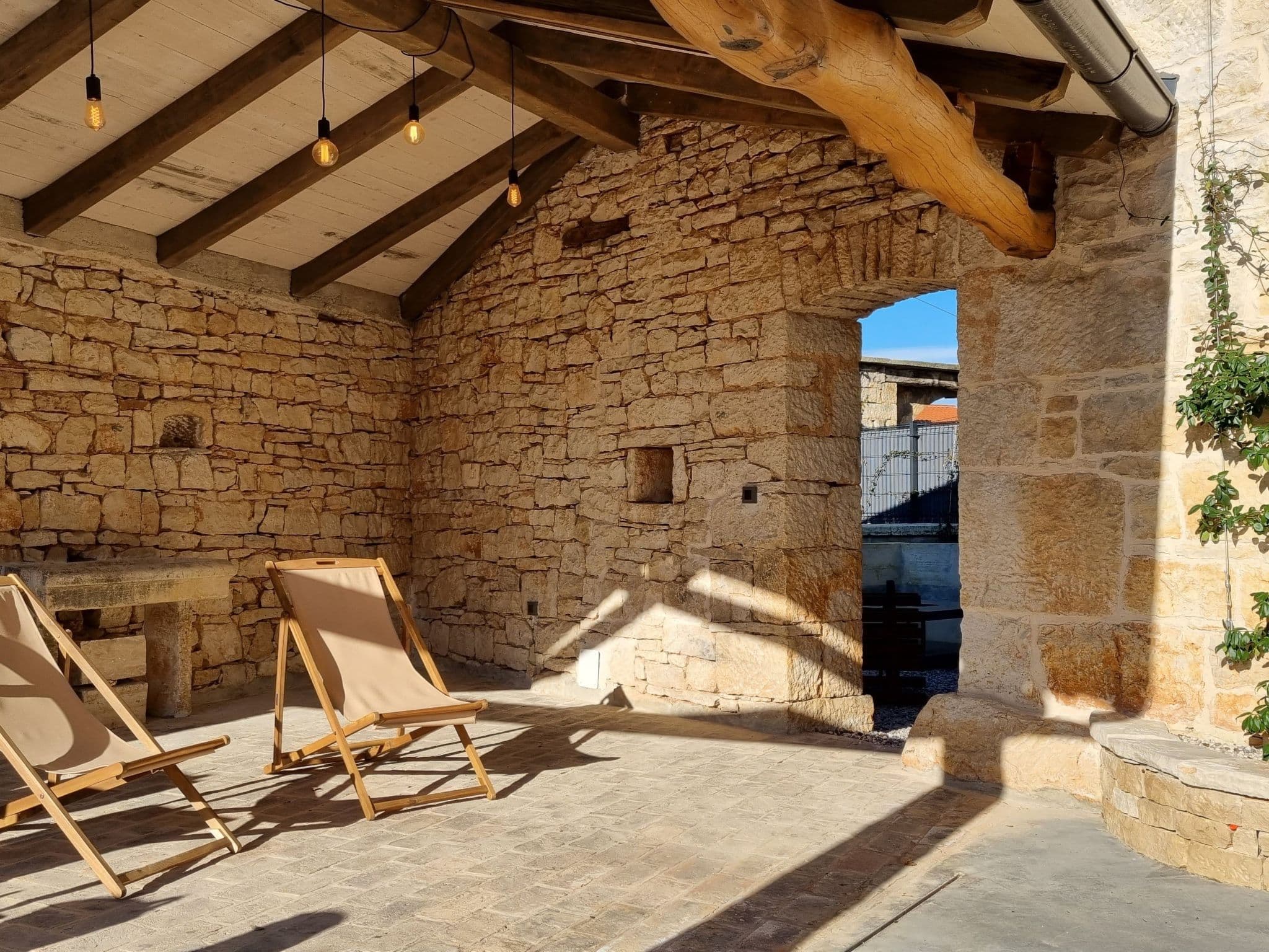 Gallery Image 15