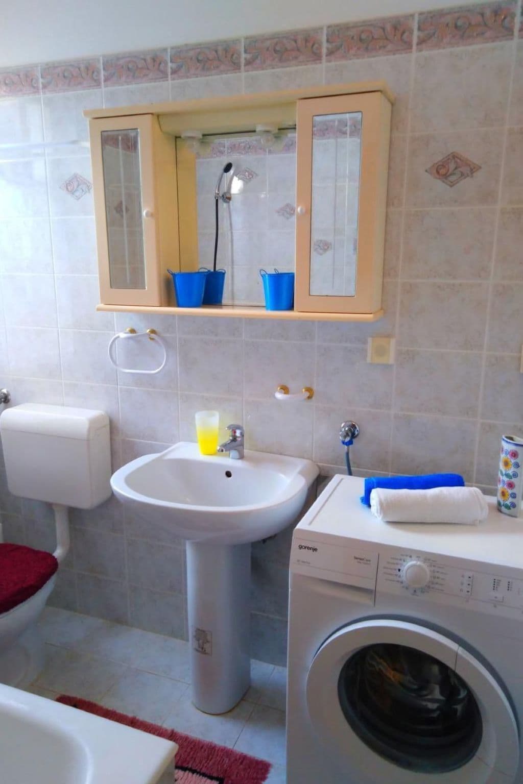 Bathroom / Wellness