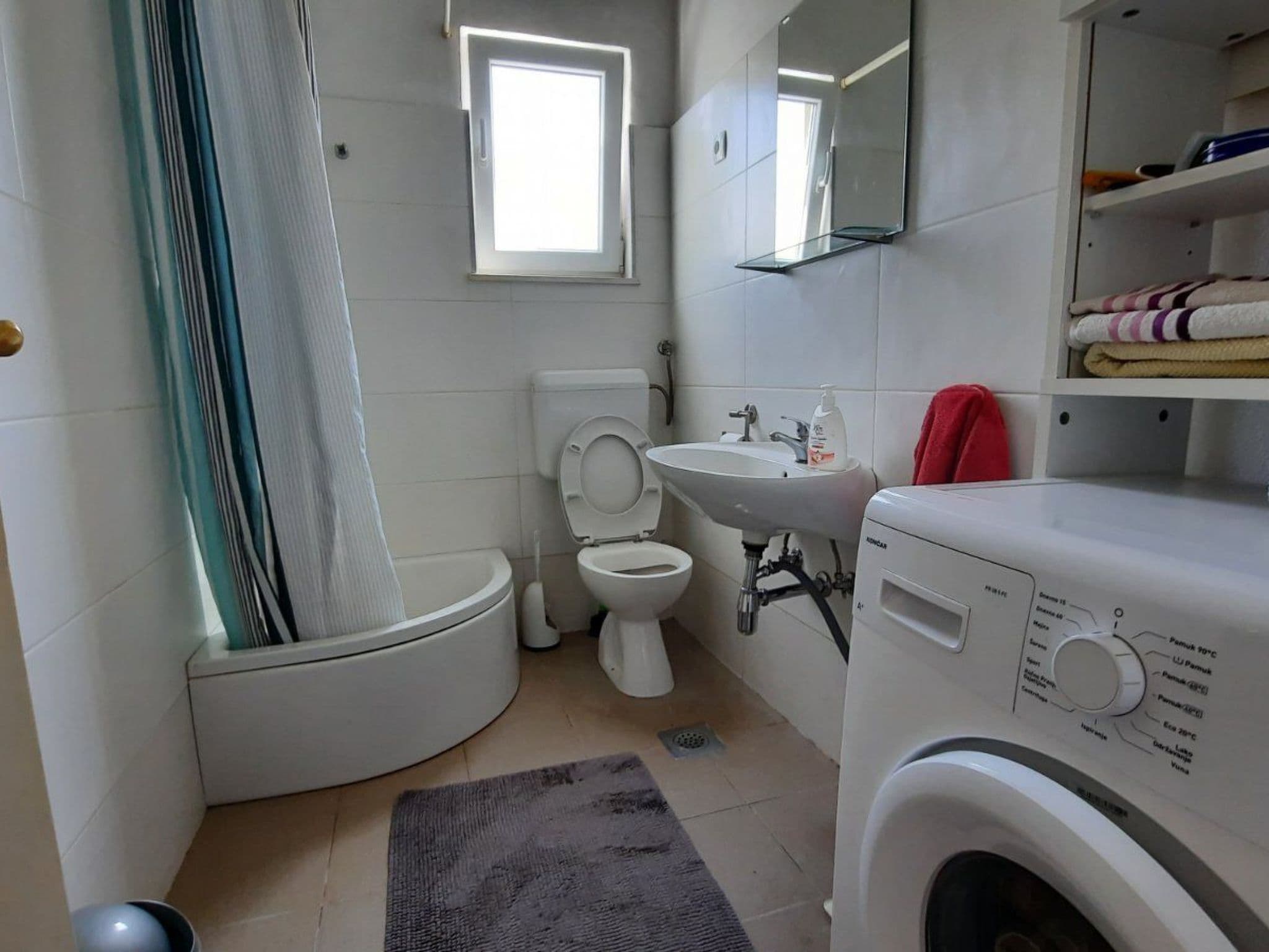 Bathroom / Wellness
