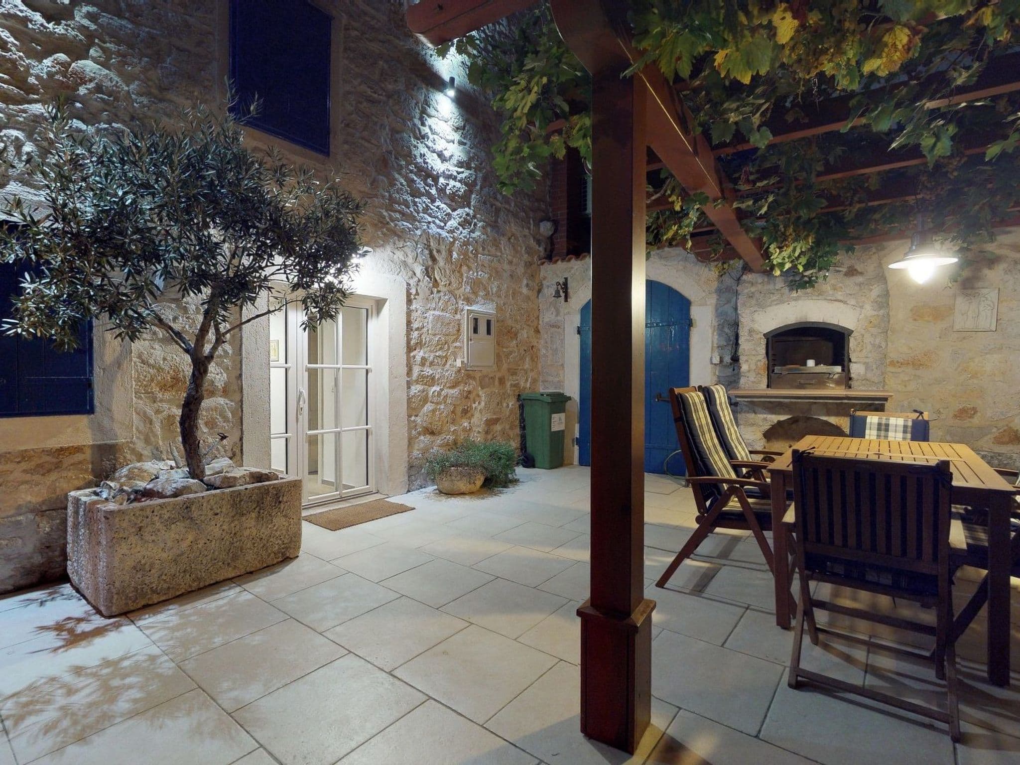 Gallery Image 37