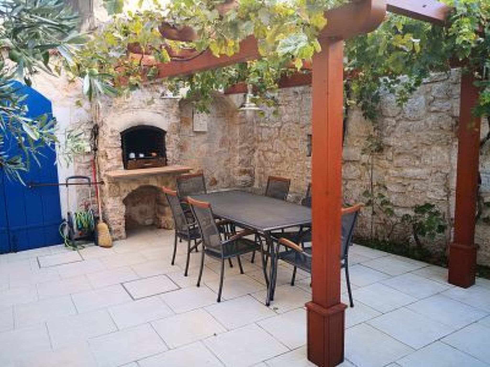 Gallery Image 22