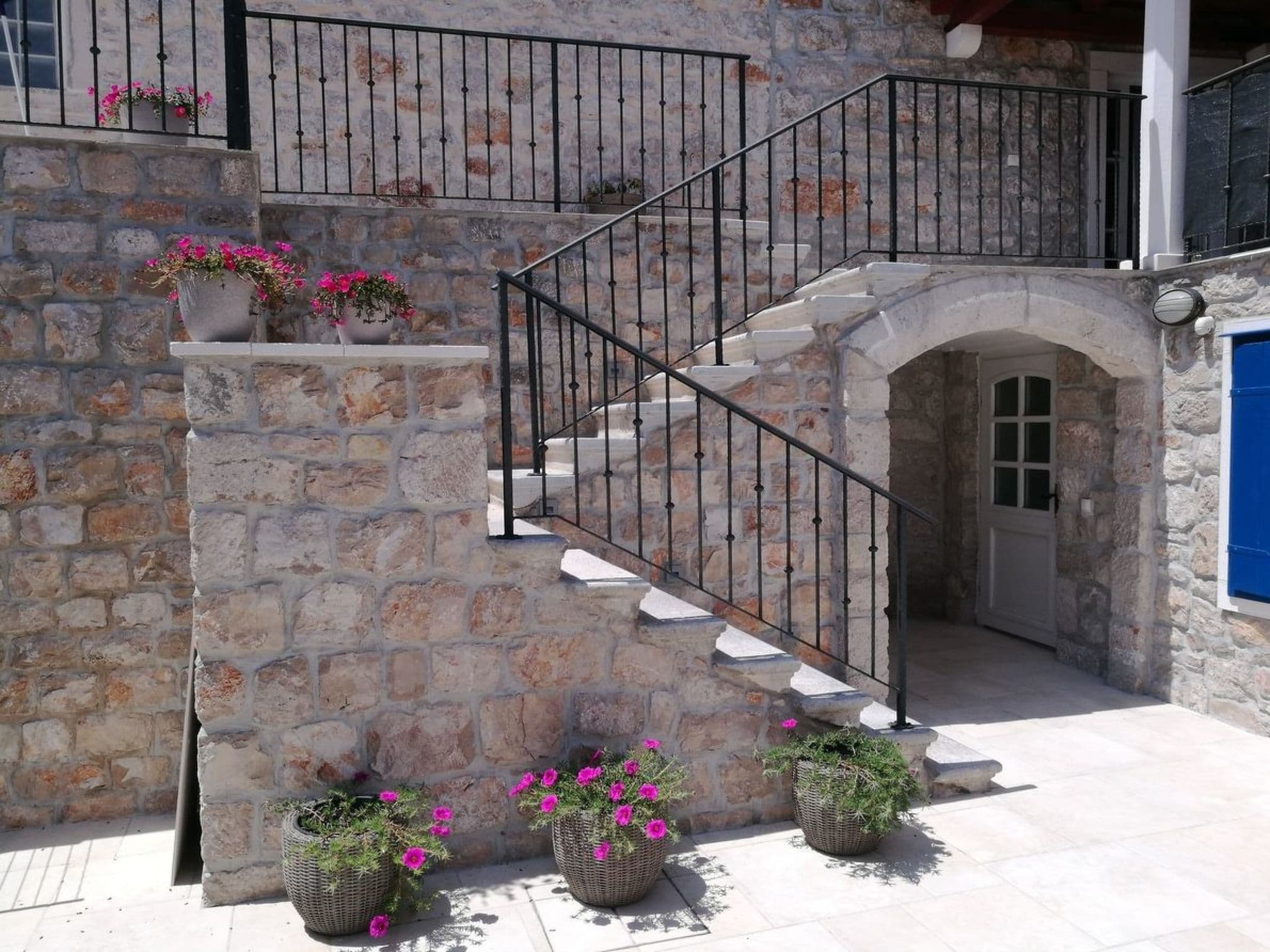 Gallery Image 21