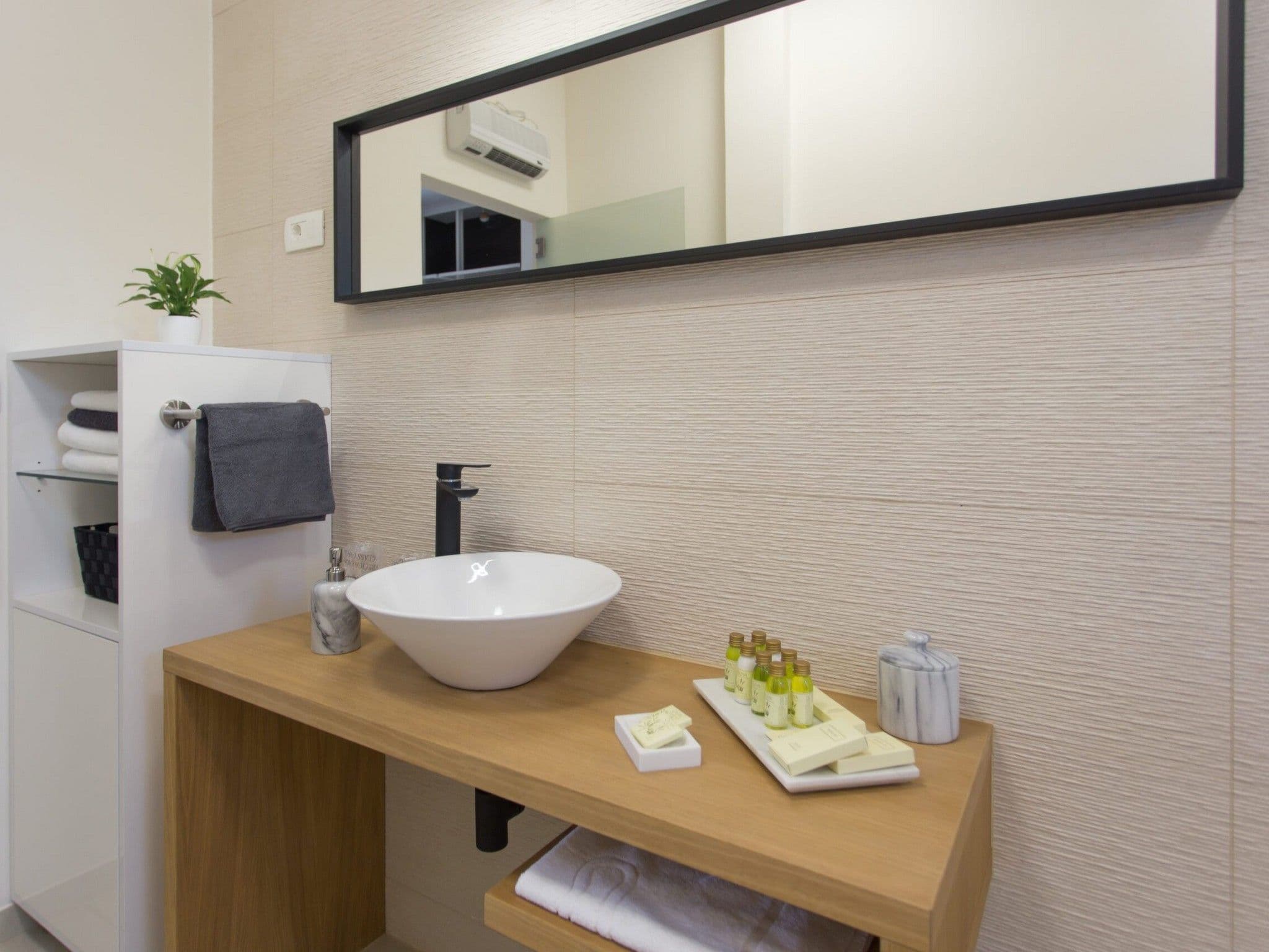 Bathroom / Wellness
