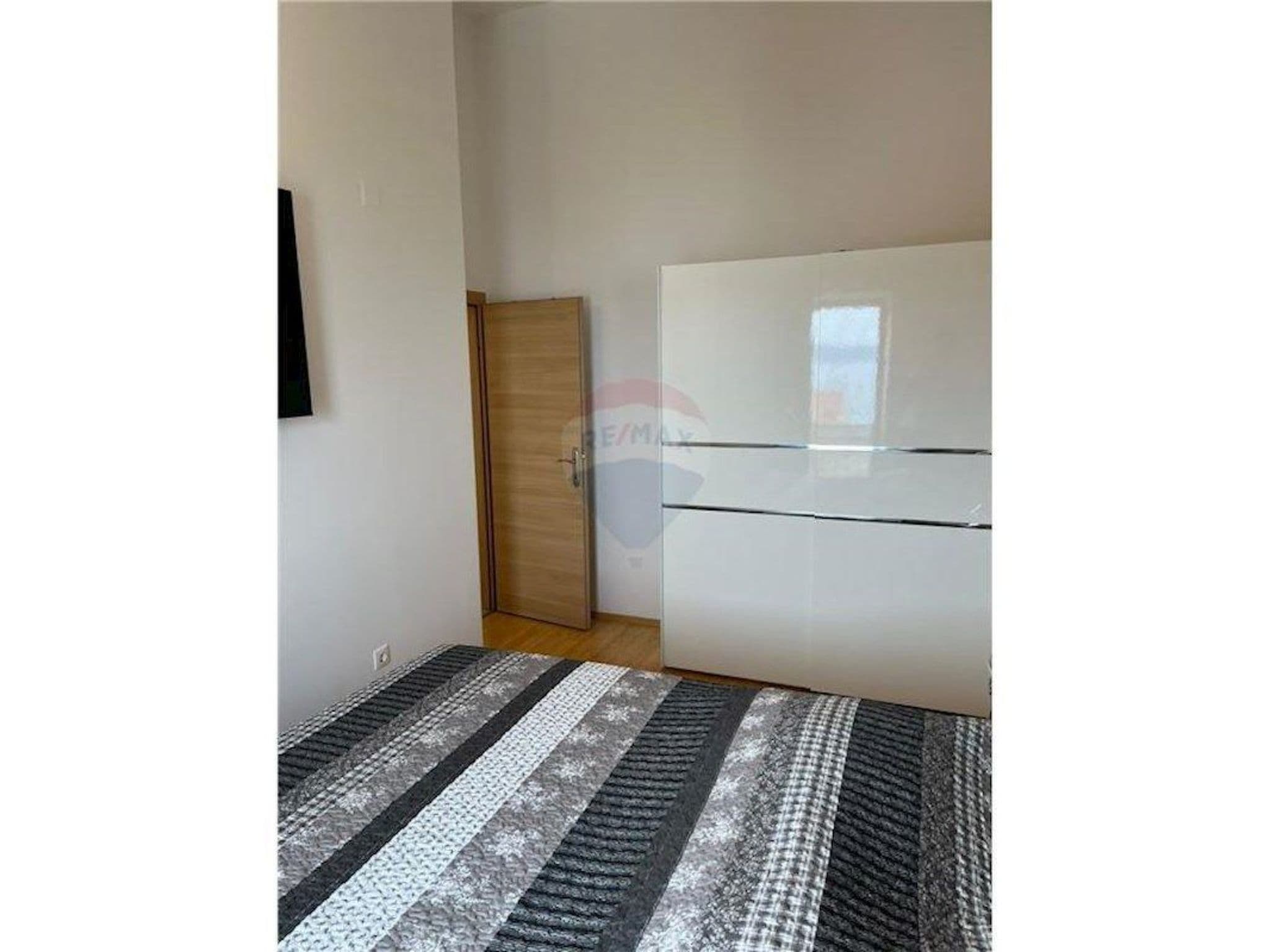 Gallery Image 32