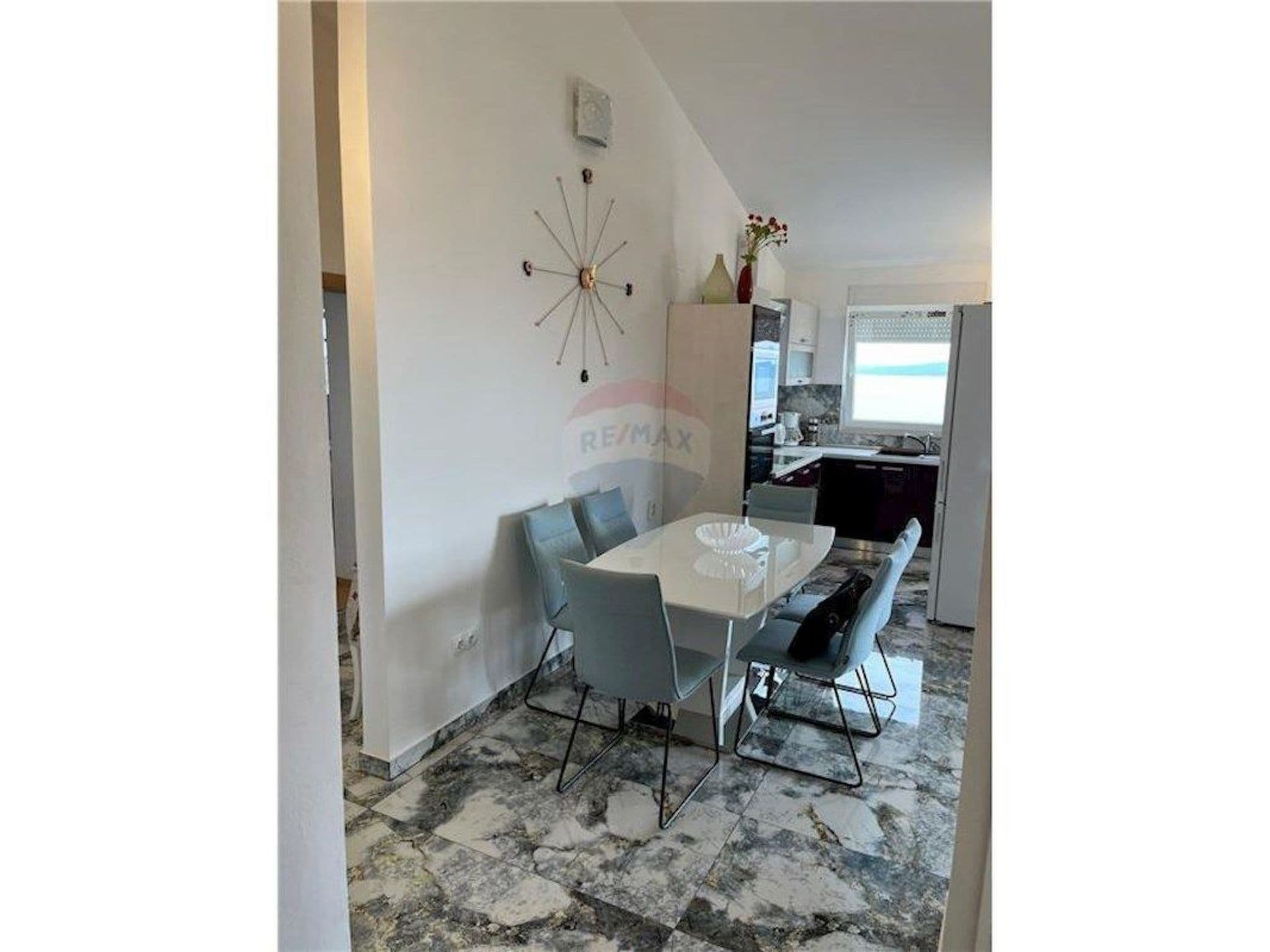 Gallery Image 21