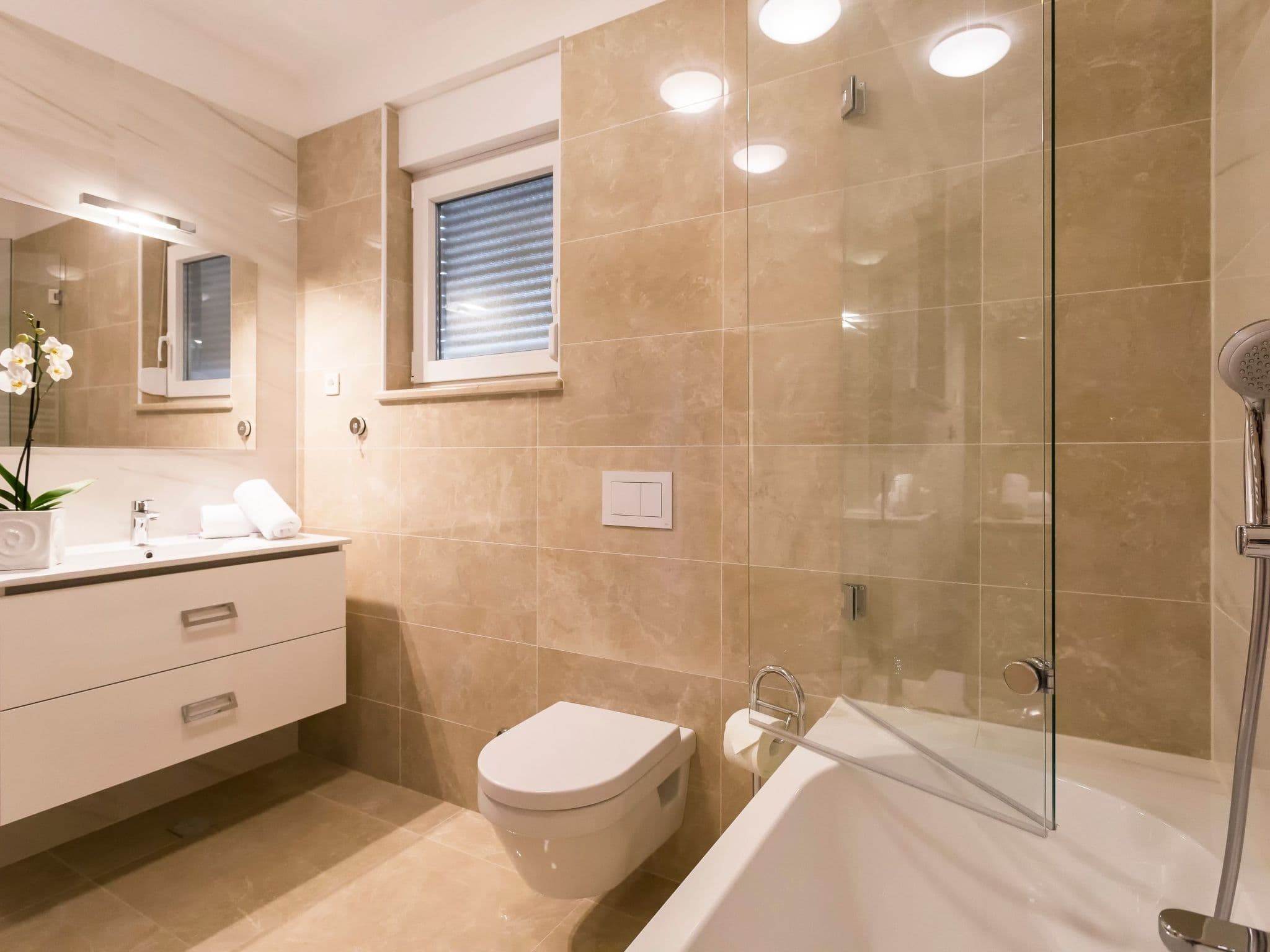 Bathroom / Wellness