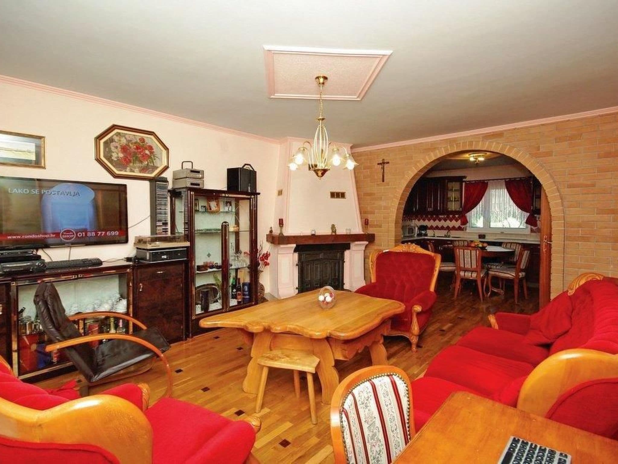 Gallery Image 13