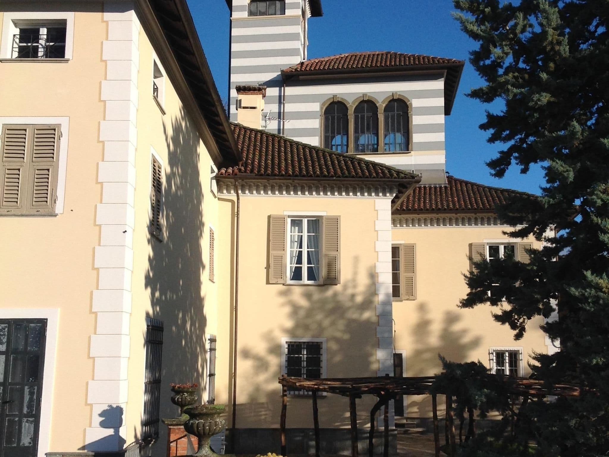 Gallery Image 15