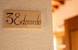 Edoardo' Ferienwohnung mit Pool