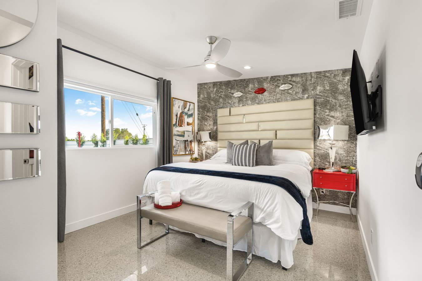 17-web-or-mls-567Sunview_017.jpg