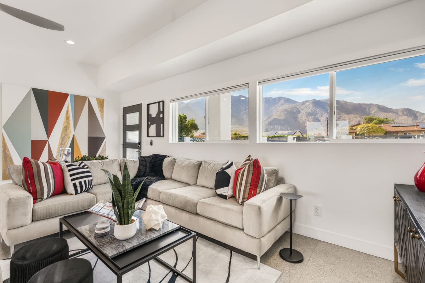 27-web-or-mls-567Sunview_027.jpg