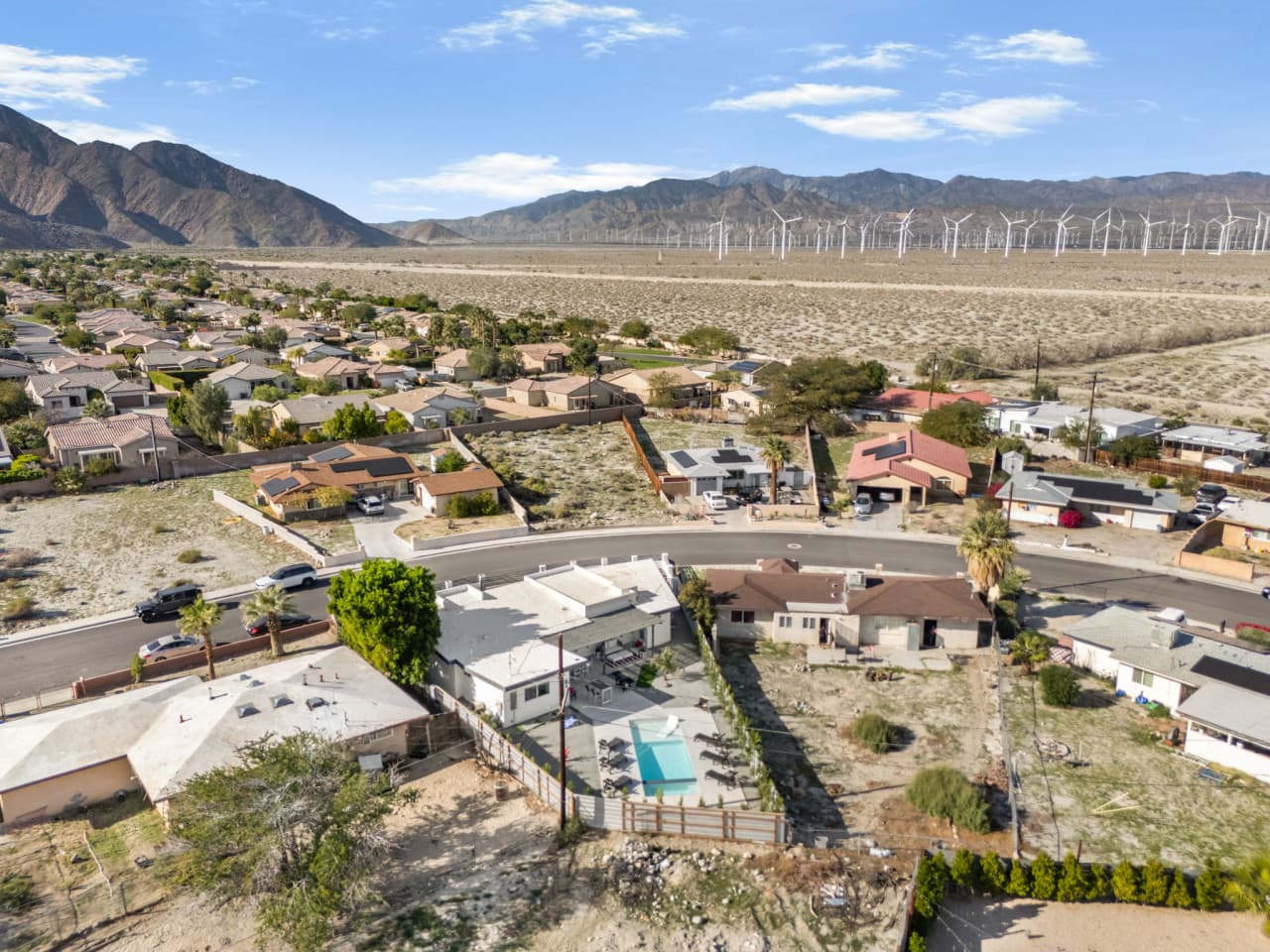 70-web-or-mls-567Sunview_070.jpg