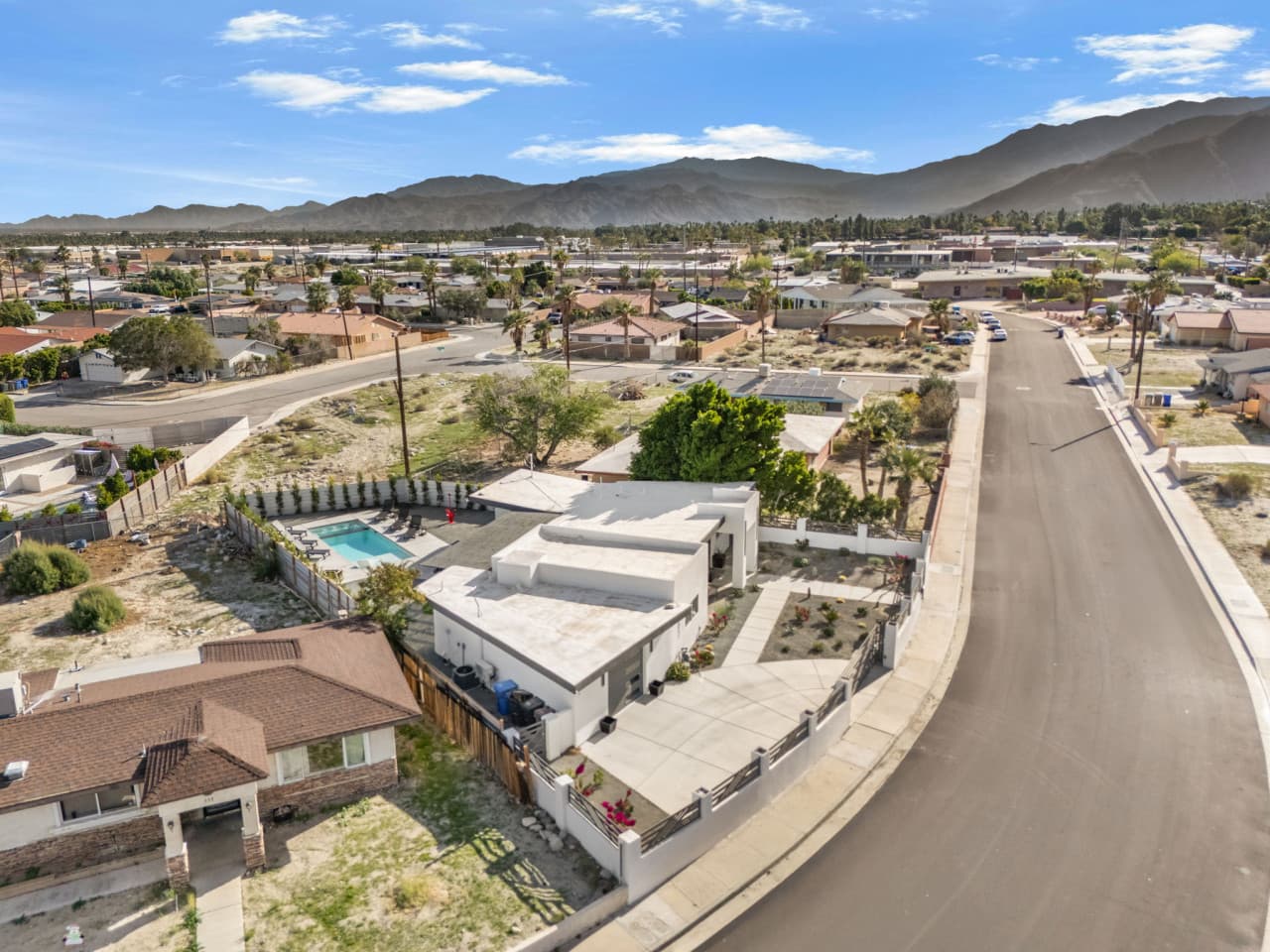 72-web-or-mls-567Sunview_072.jpg
