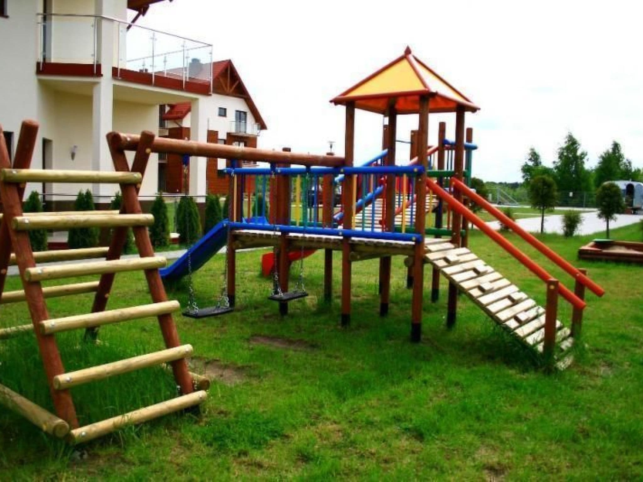 Gallery Image 12