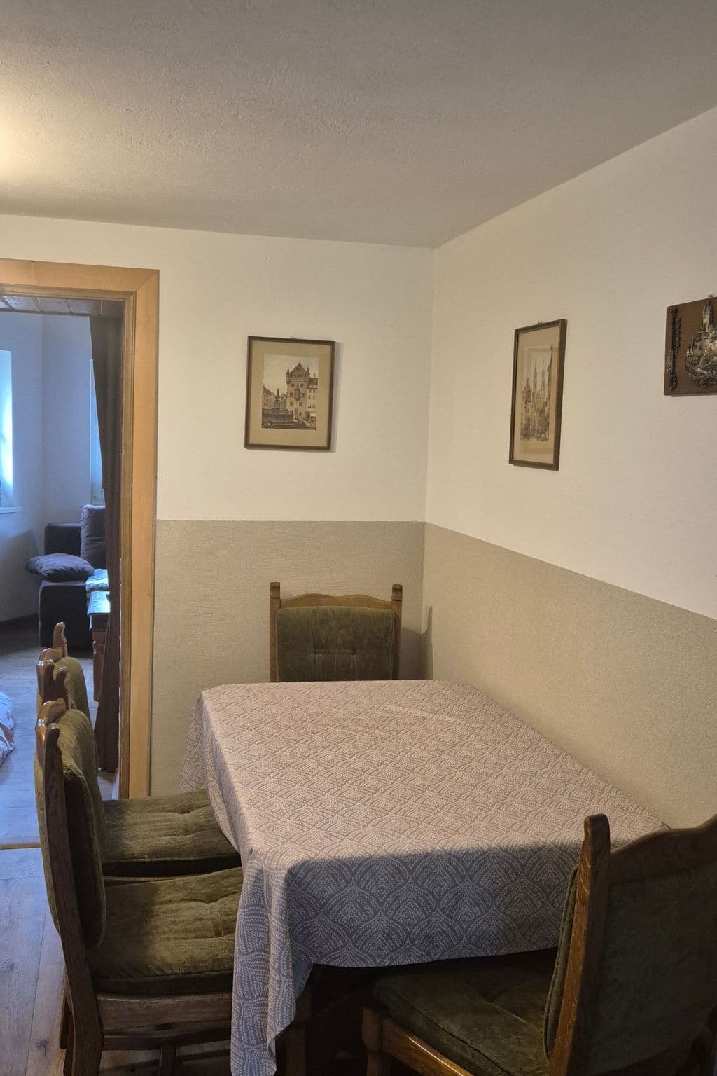 Gallery Image 12