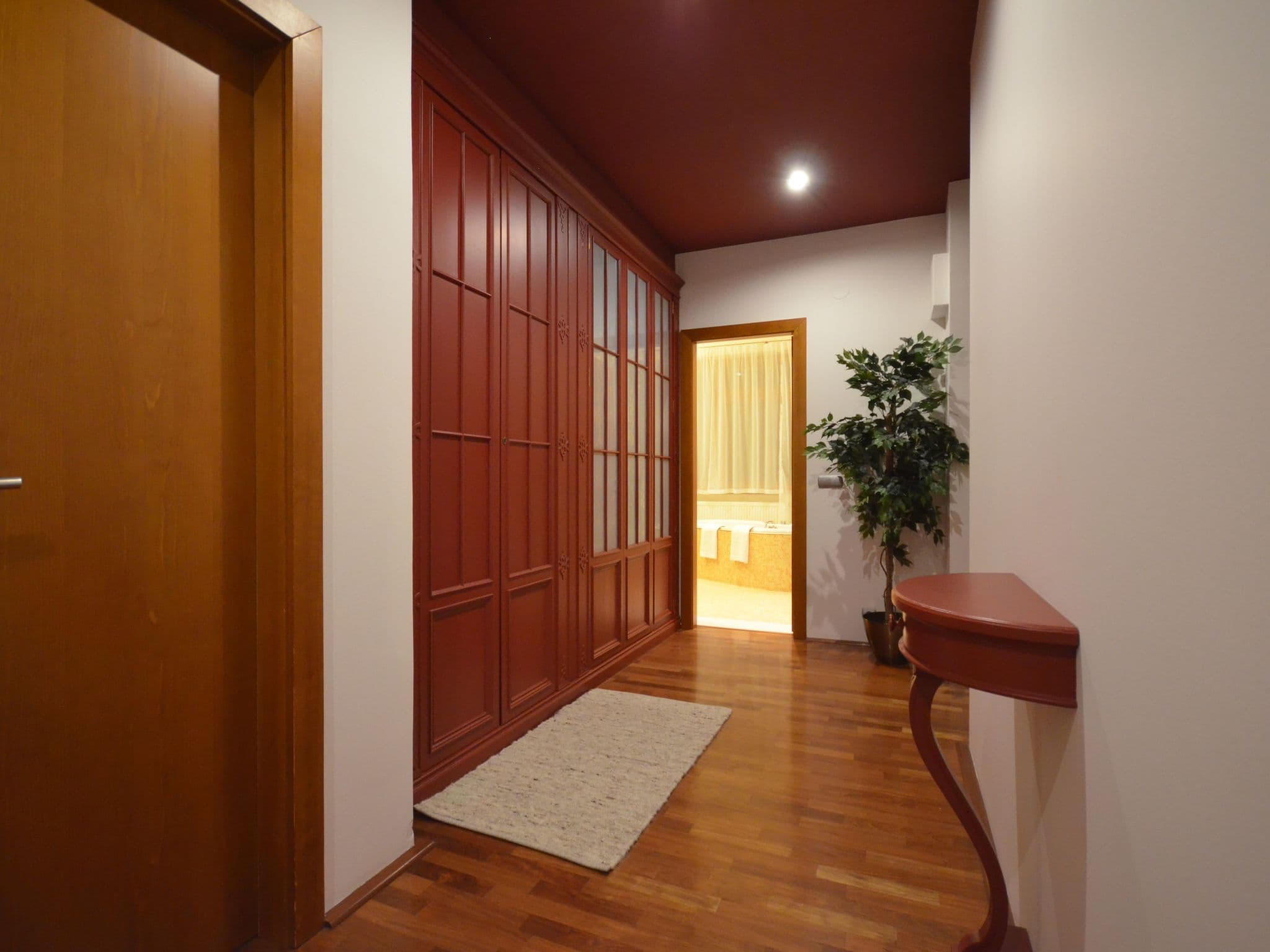 Gallery Image 39