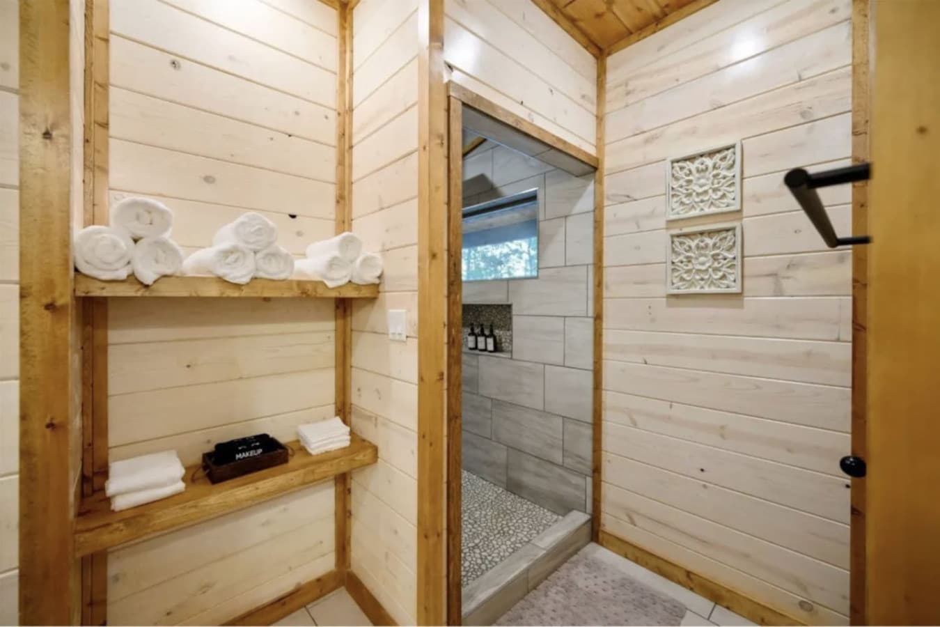 Bunk Room Bathroom