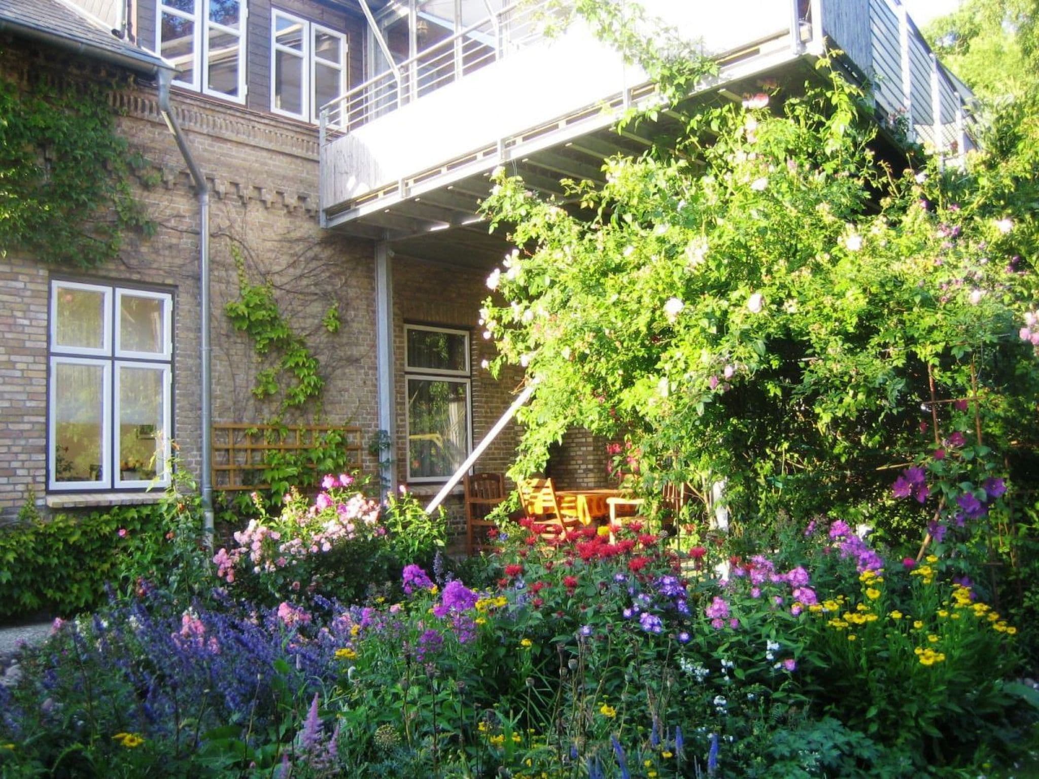Gallery Image 12