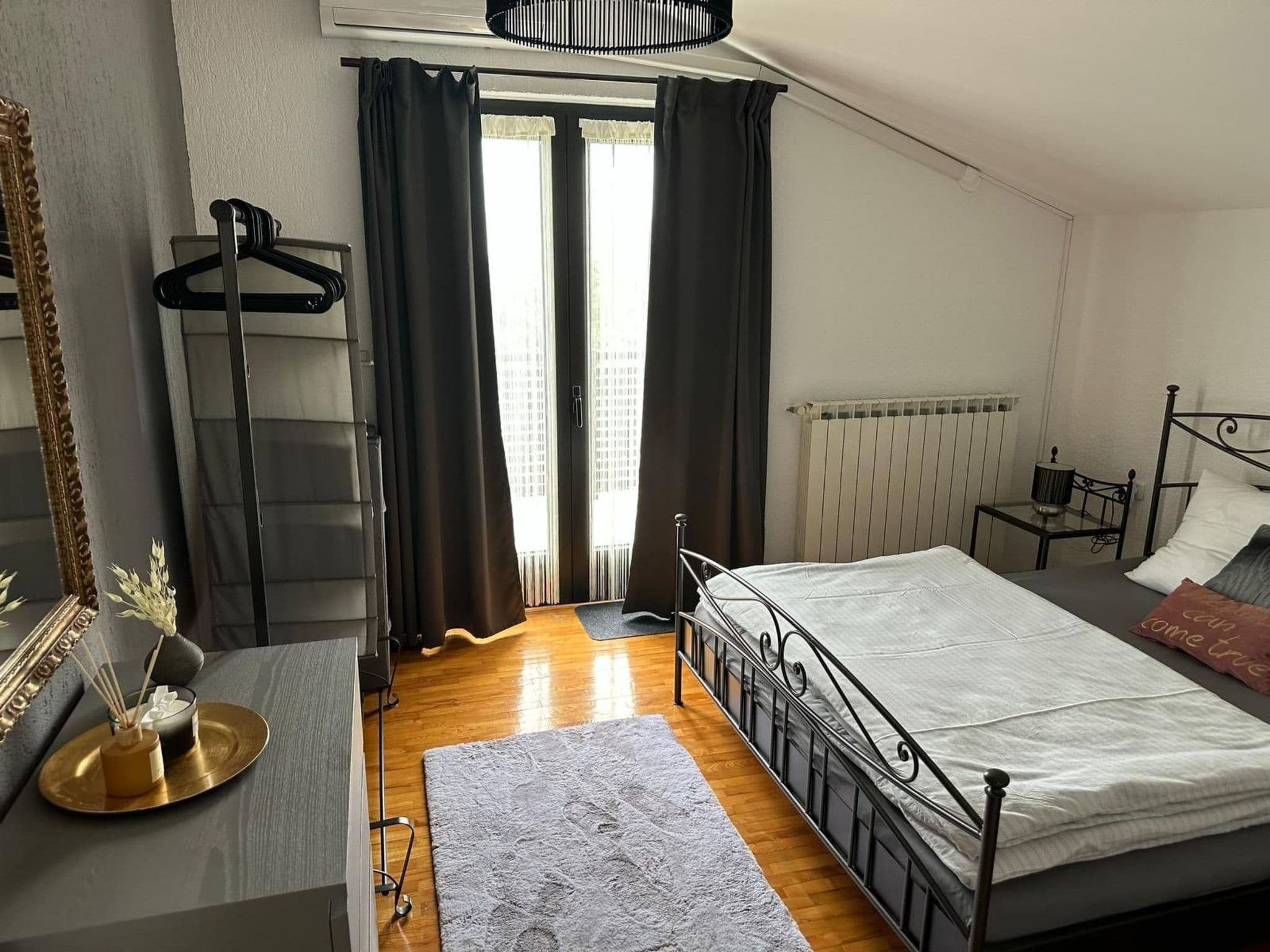 Gallery Image 33
