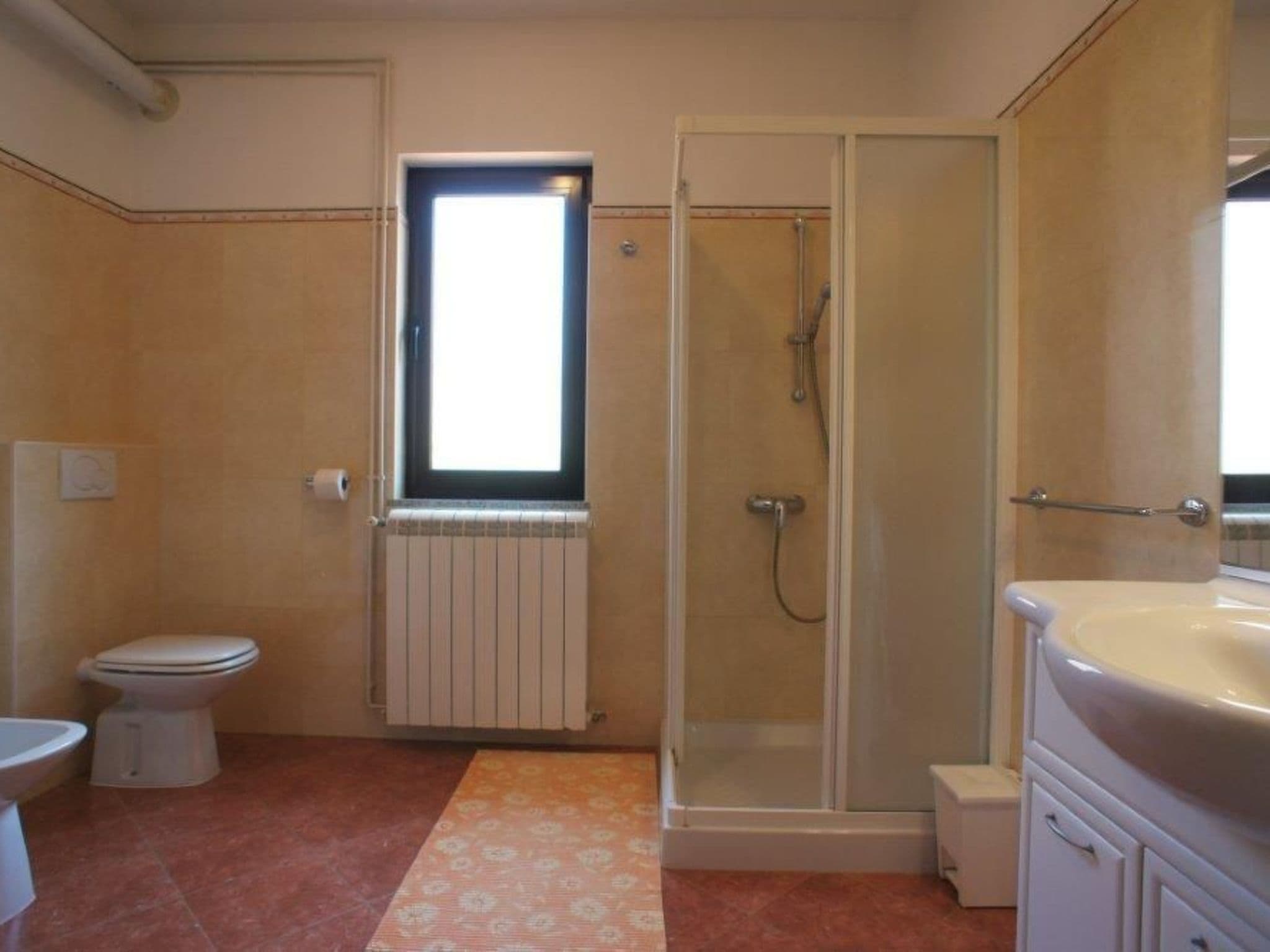 Gallery Image 13