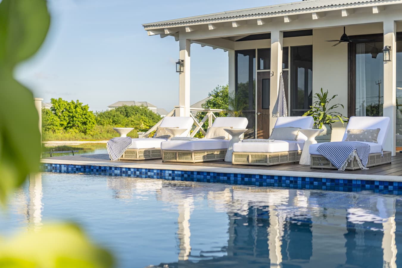 Casa Agua Azul & The Pool Club at Mahogany Bay