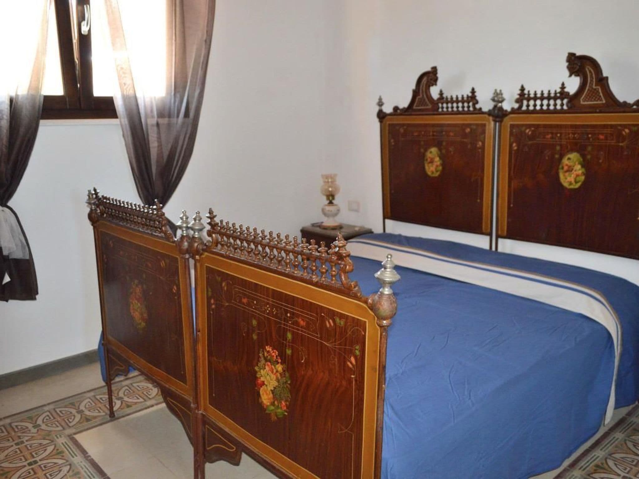 Gallery Image 12