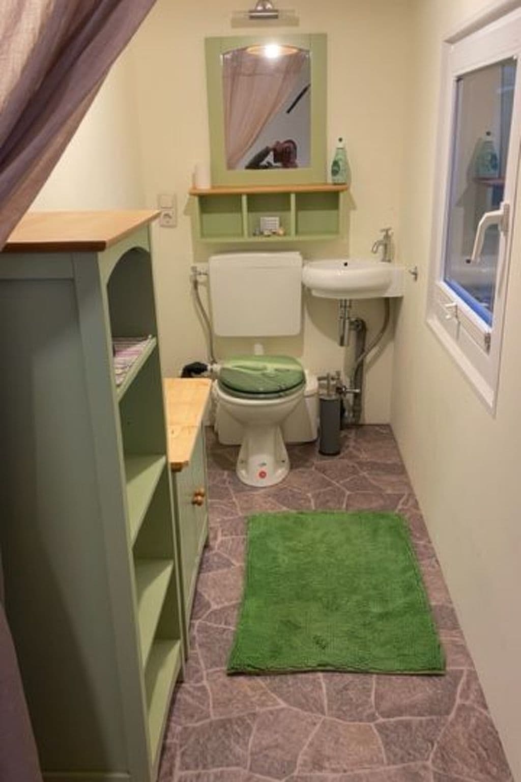 Bathroom / Wellness