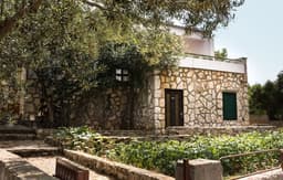 "Laurea" direkt am Strand