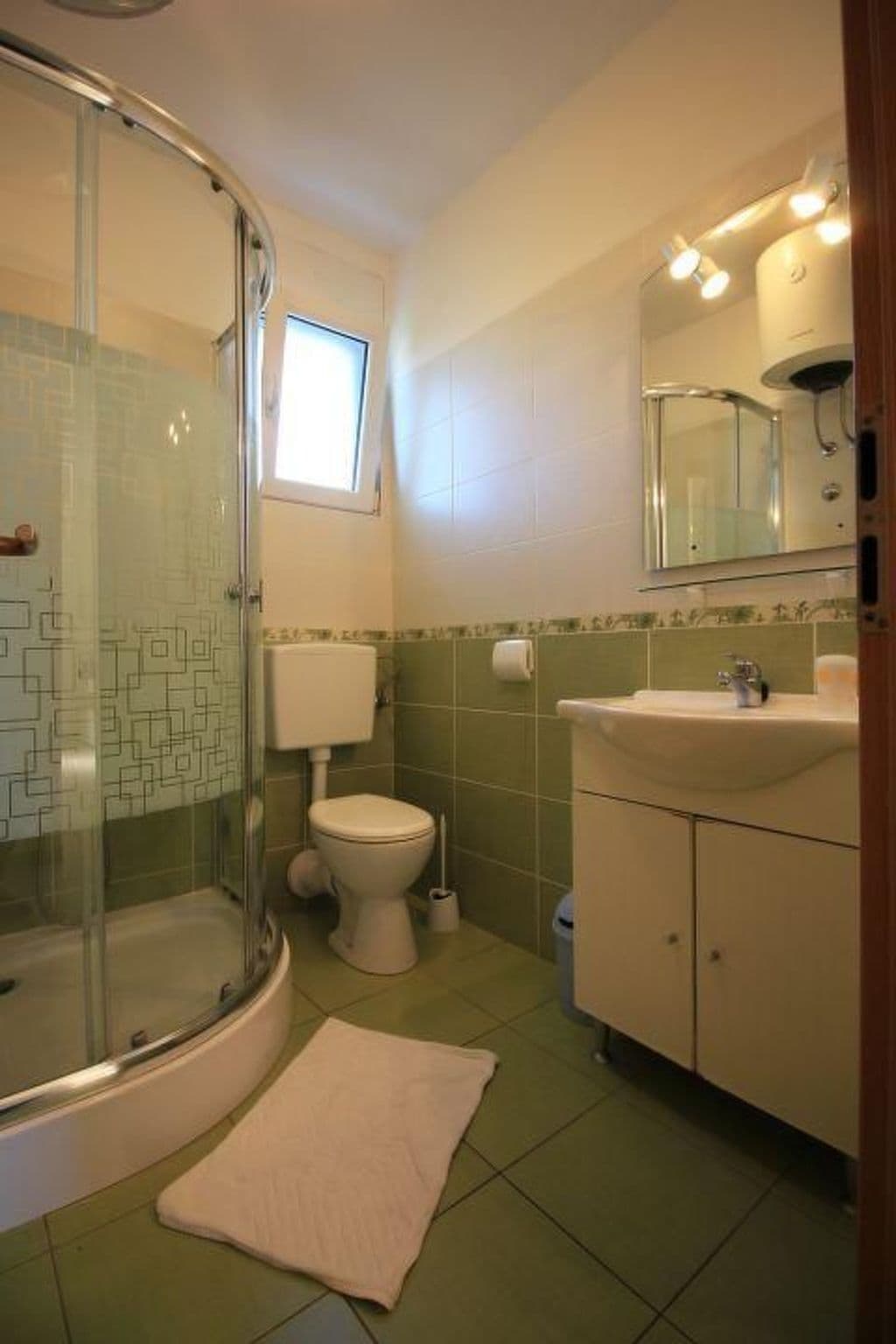Gallery Image 12