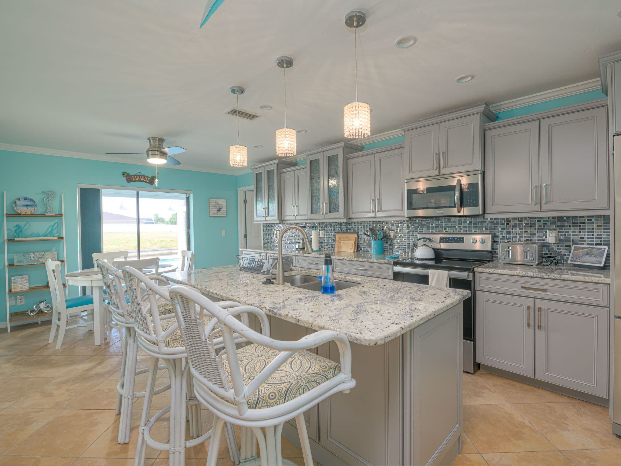 Kitchen / Dining Room