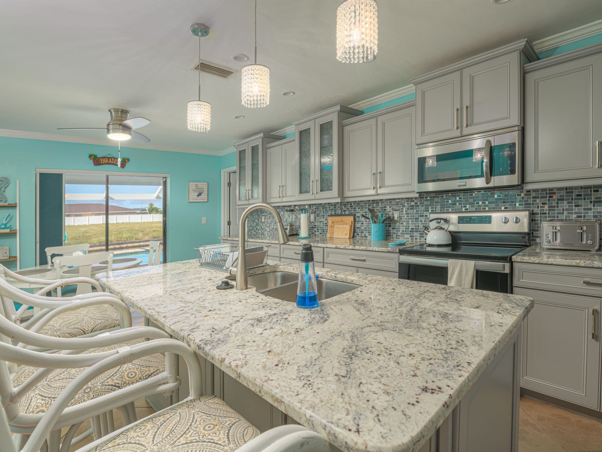 Kitchen / Dining Room