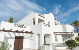 Fantastische 2-Schlafzimmer-Wohnung mit großer Terrasse