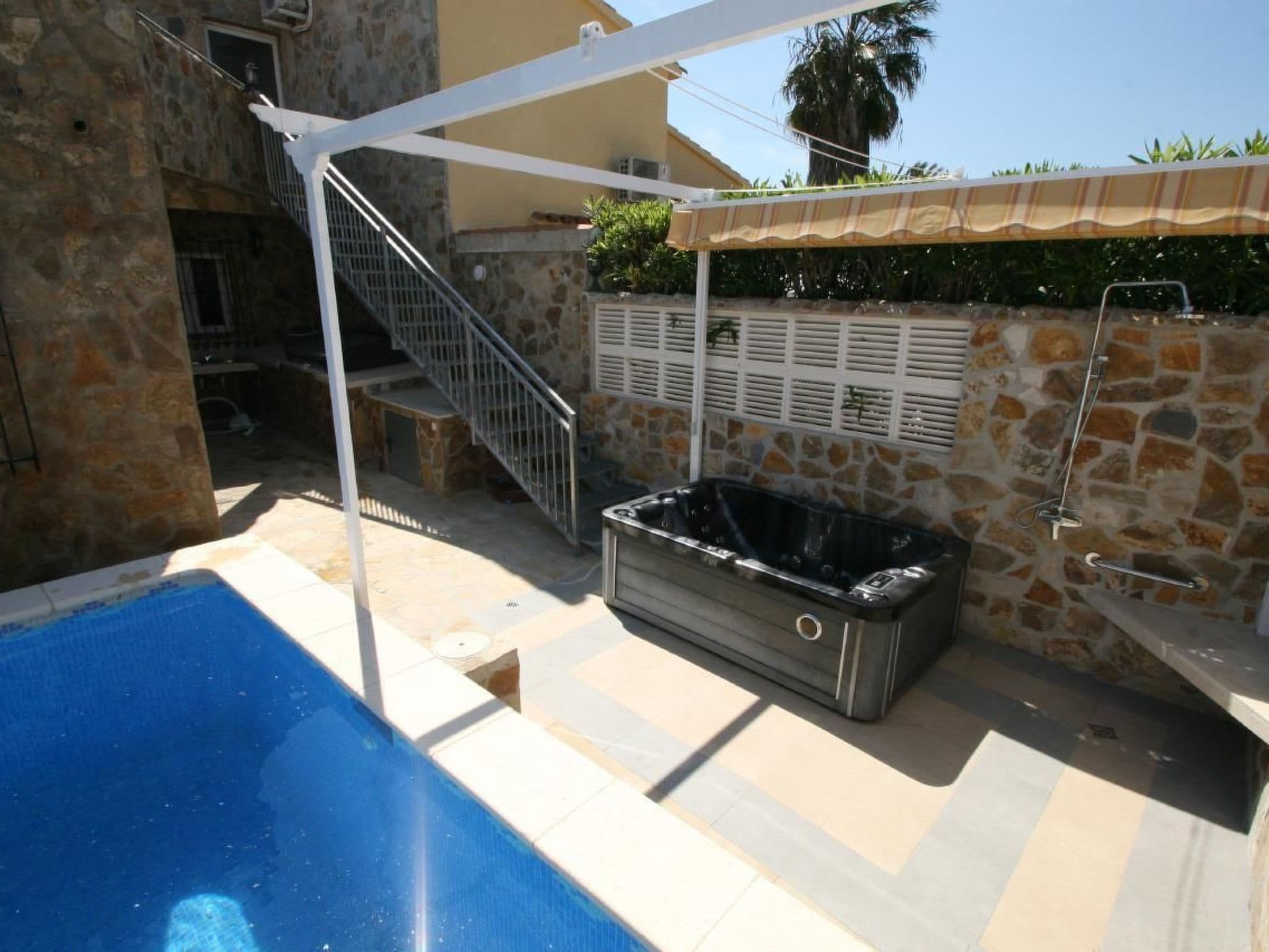 Gallery Image 24