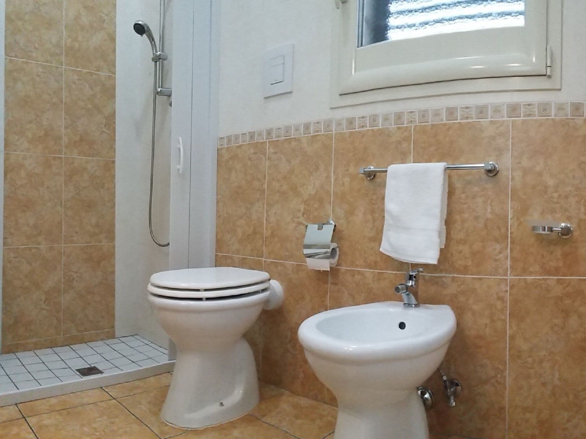 Gallery Image 12
