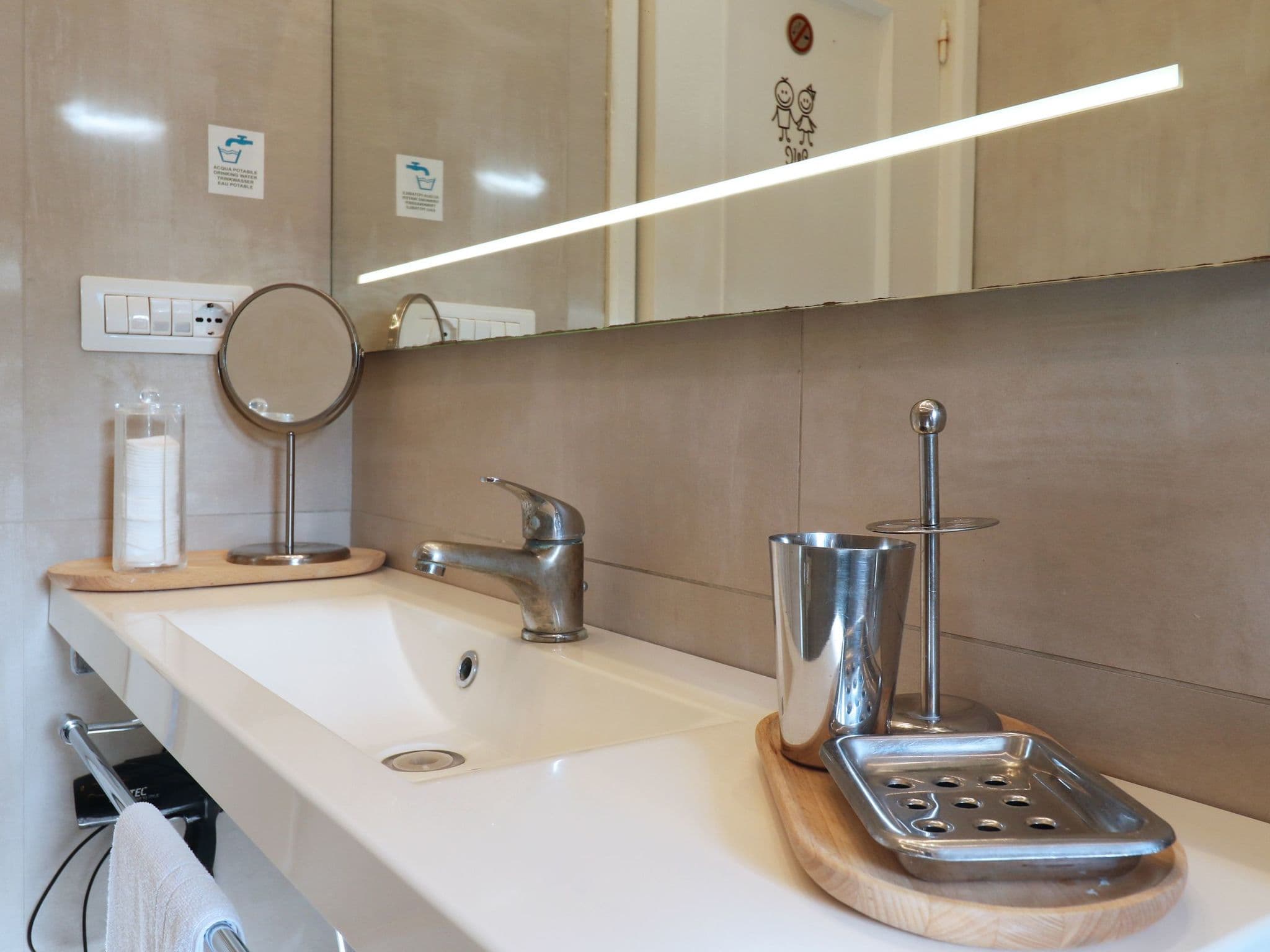 Bathroom / Wellness