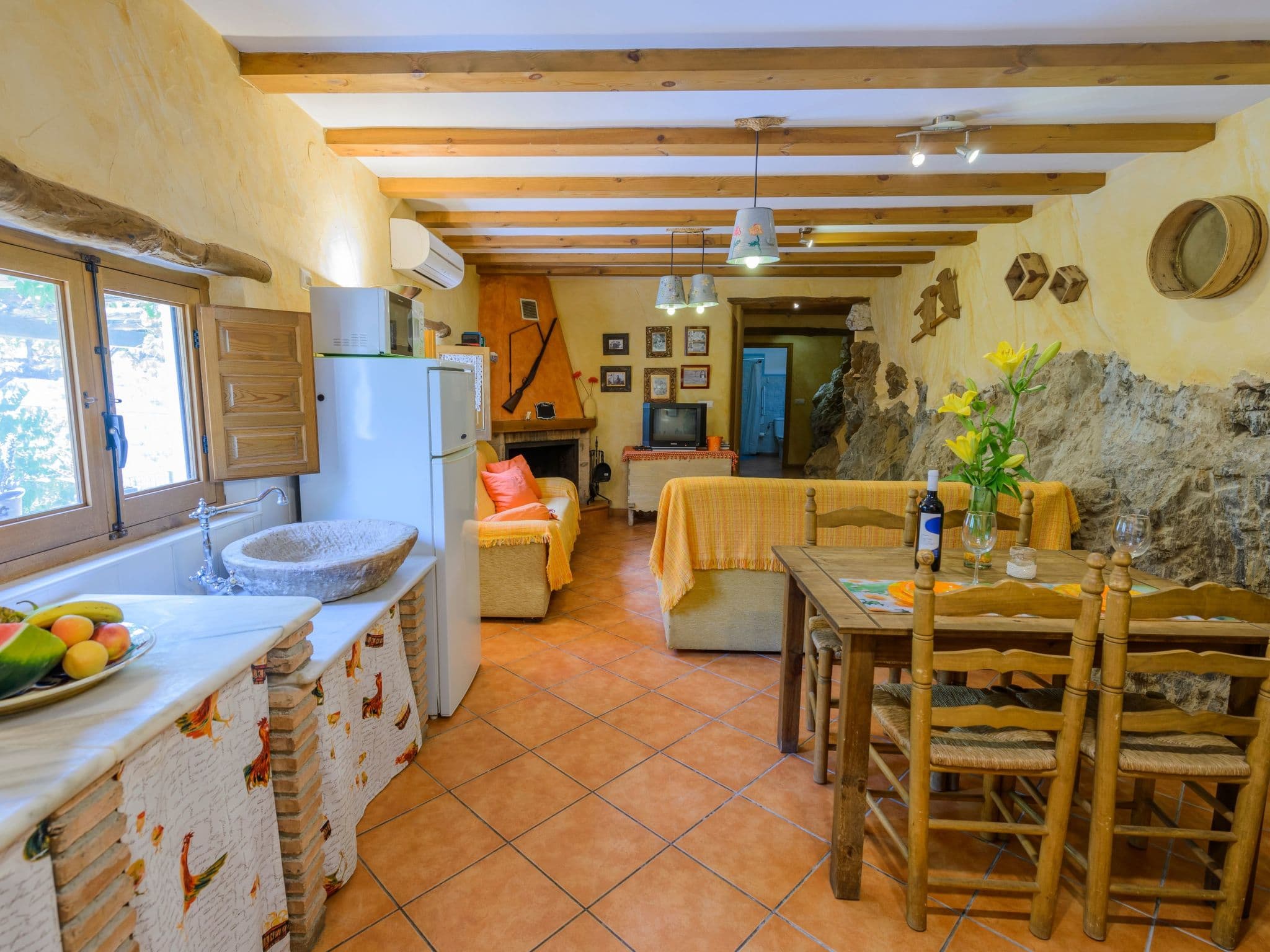 Kitchen / Dining Room