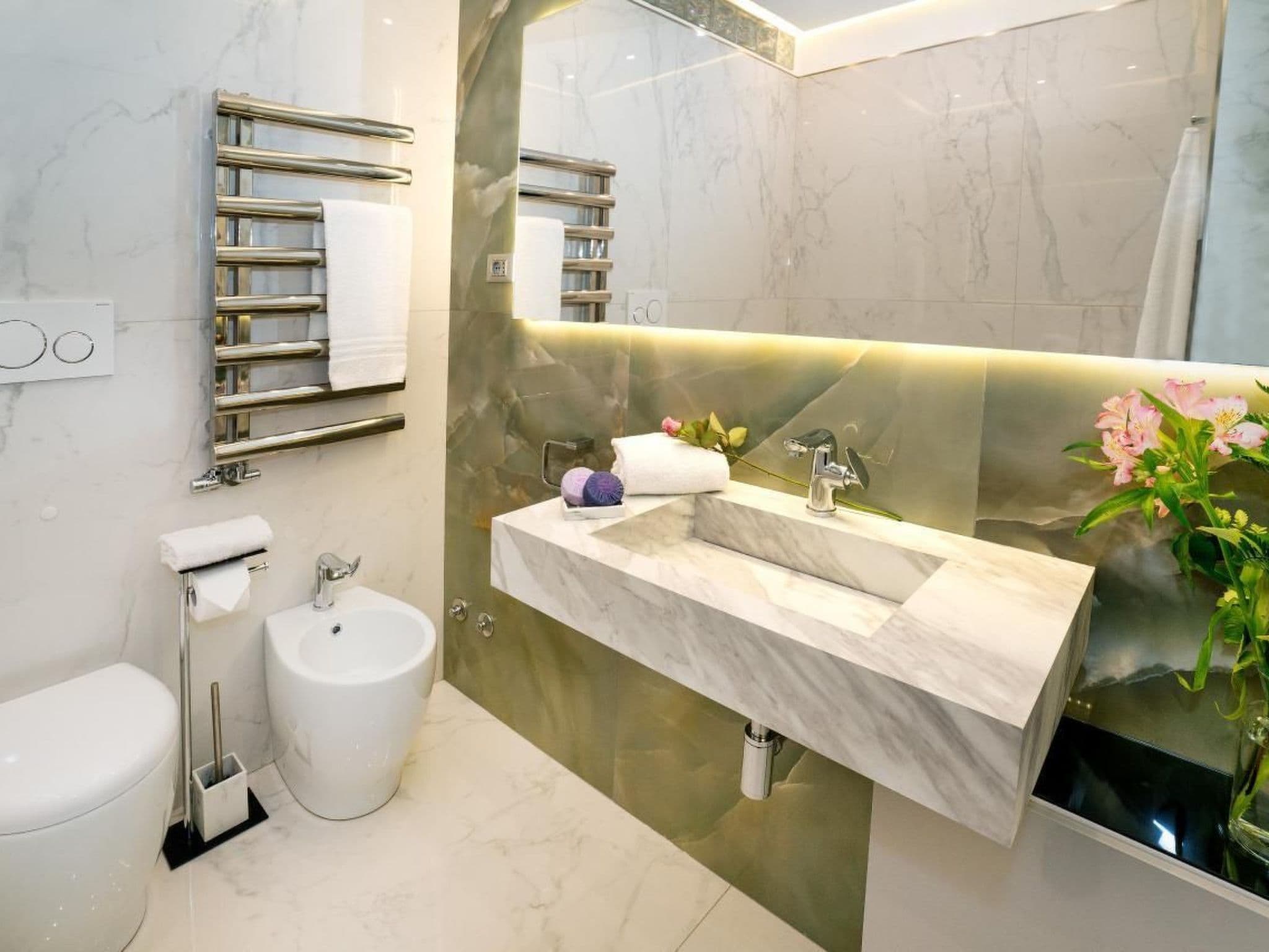 Bathroom / Wellness