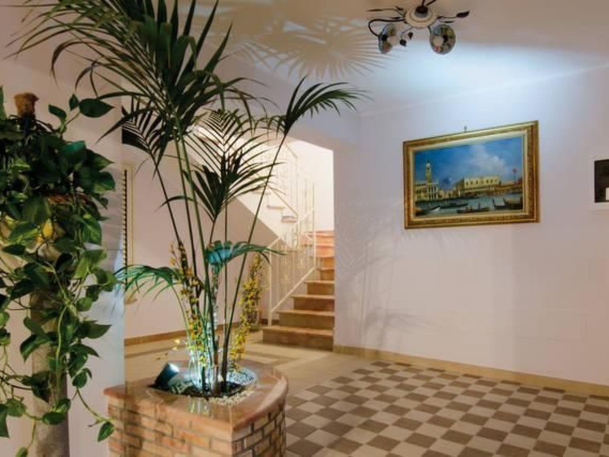 Gallery Image 14