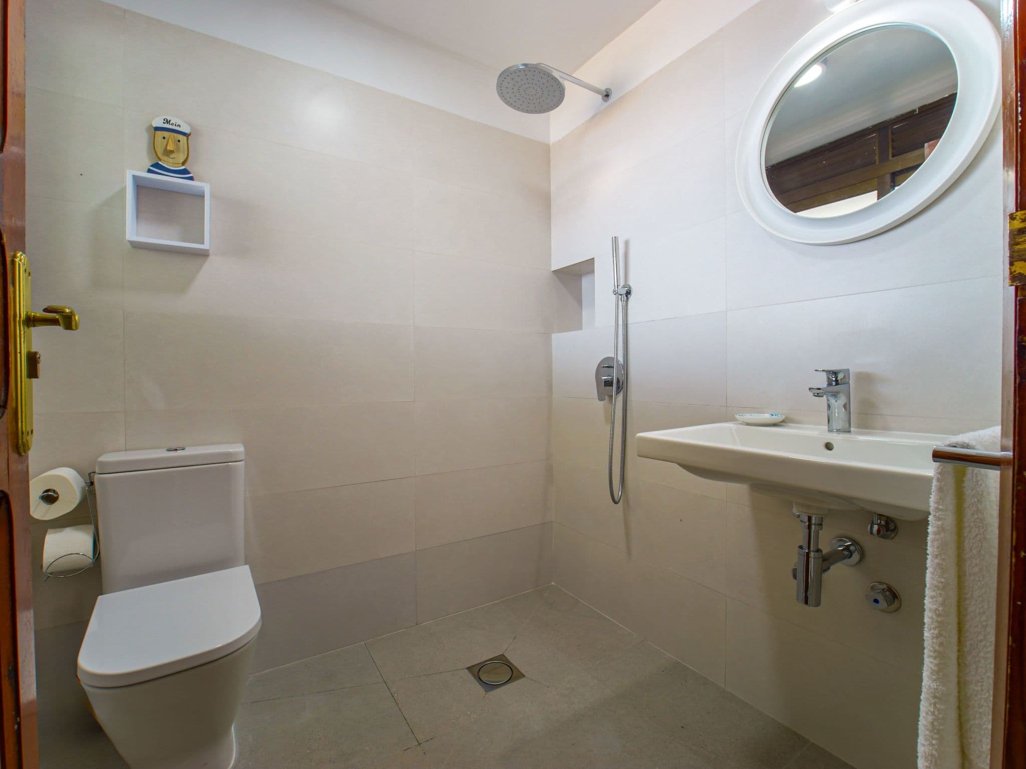 Bathroom / Wellness