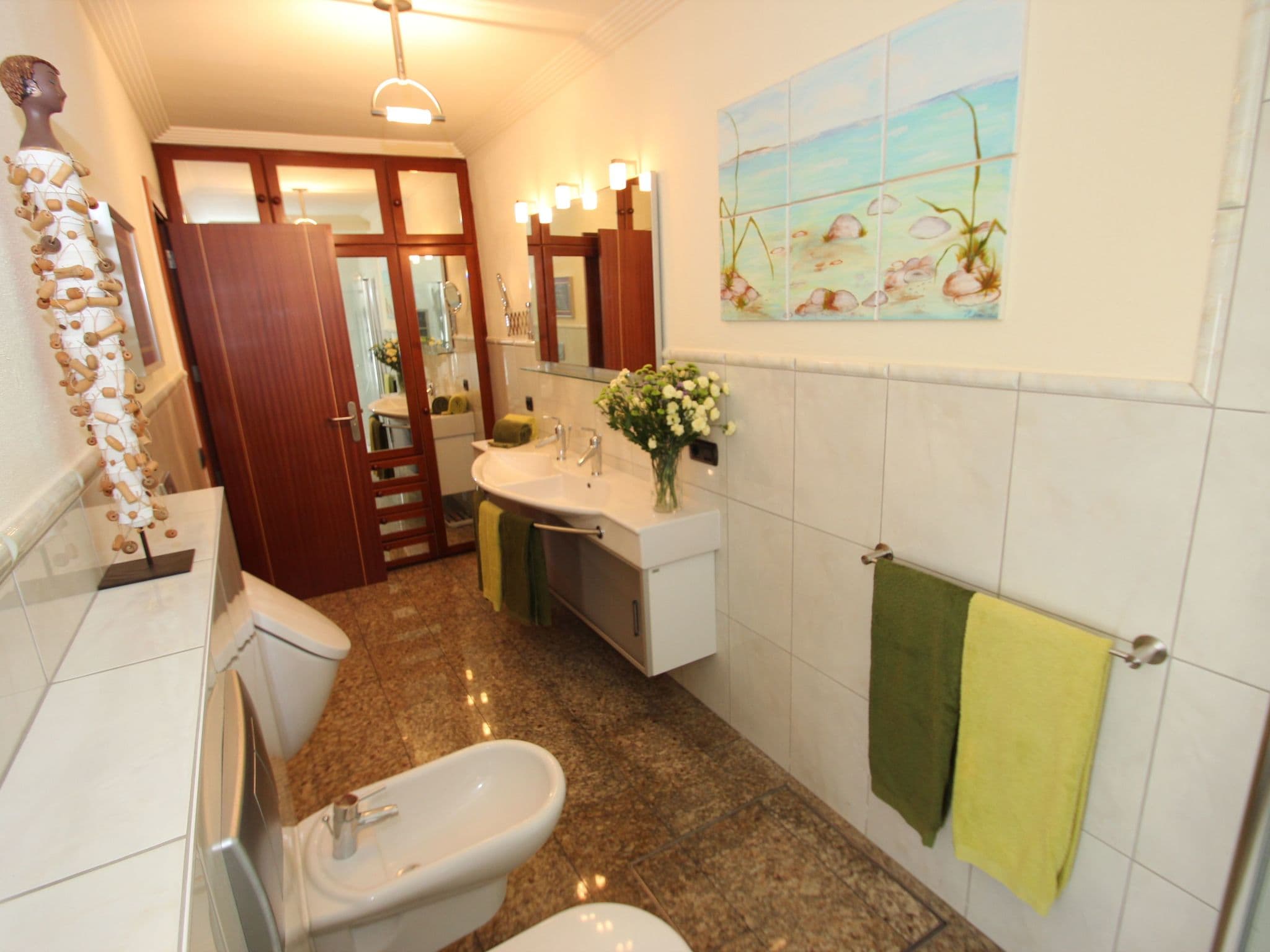 Gallery Image 16