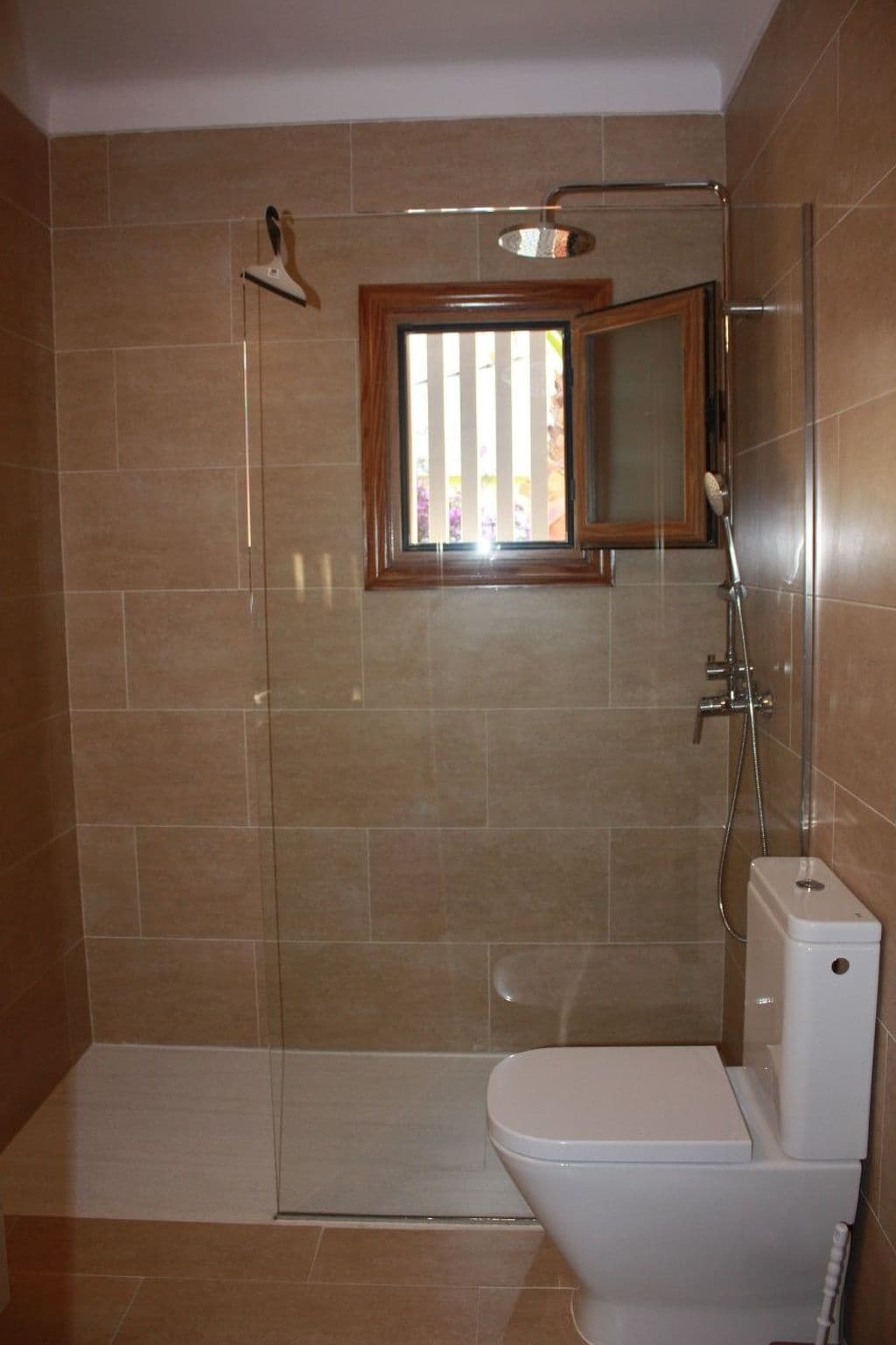 Gallery Image 38